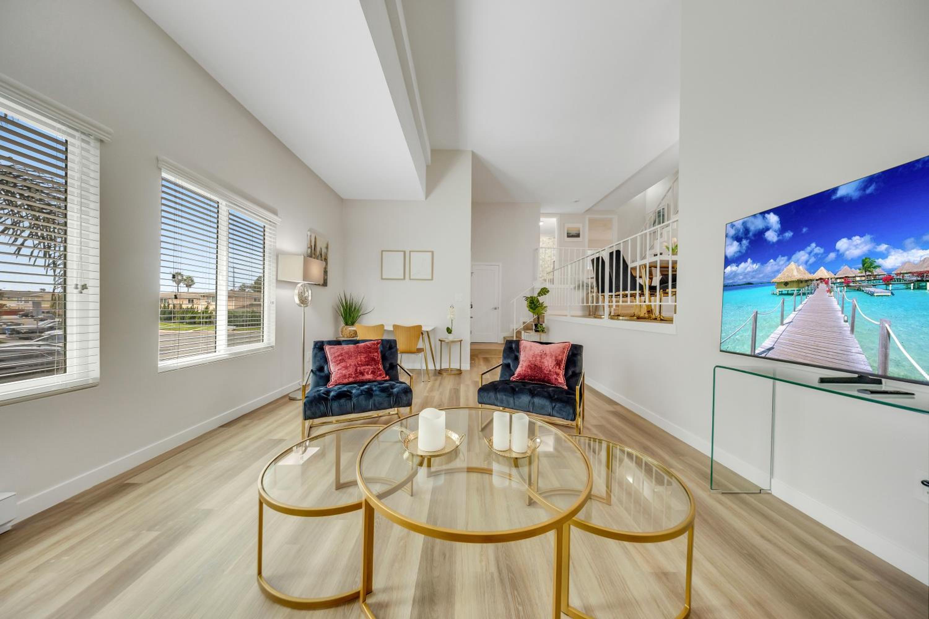 Oneluxstay 3BR Home Near the Beach
