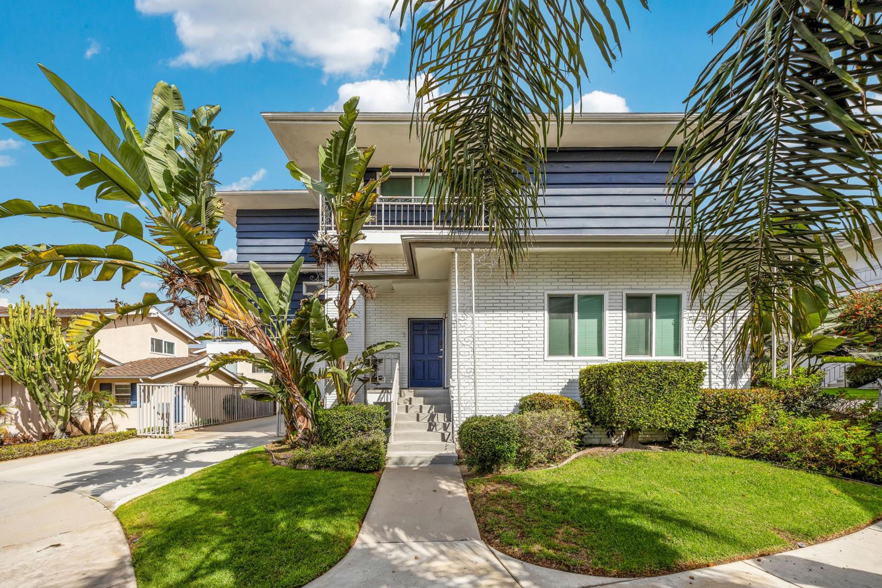 Oneluxstay 3BR Home Near the Beach