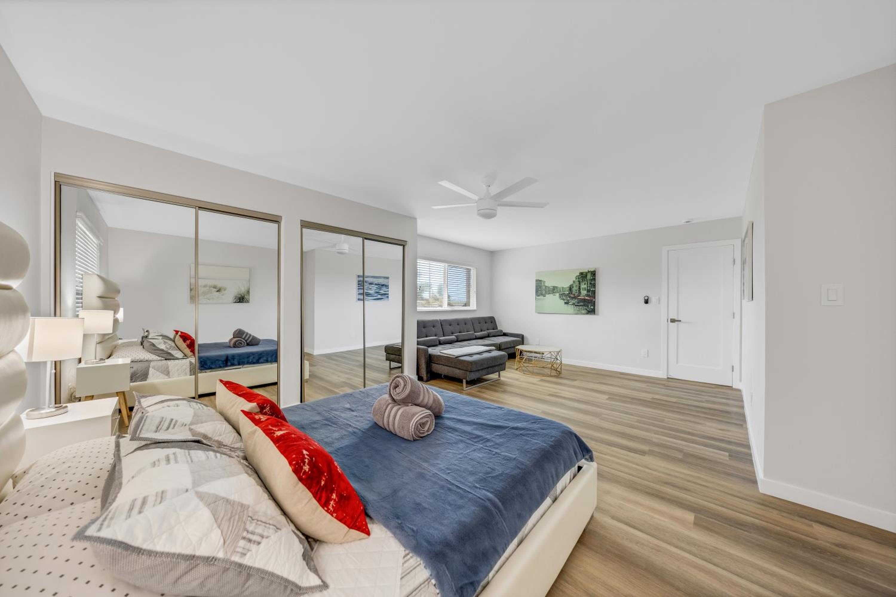 Oneluxstay 3BR Home Near the Beach