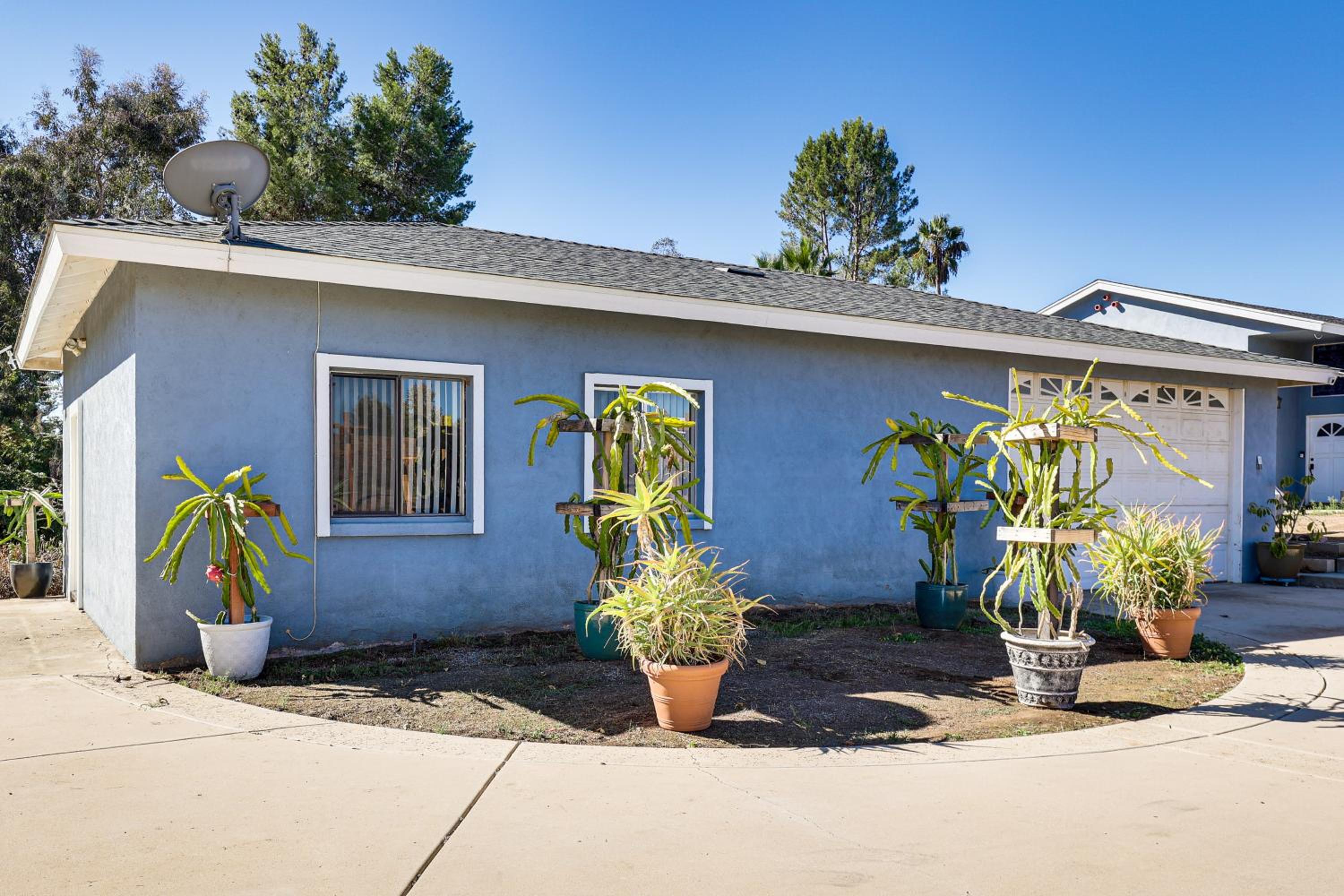 Hike, Sip and Explore Couples Retreat in Fallbrook