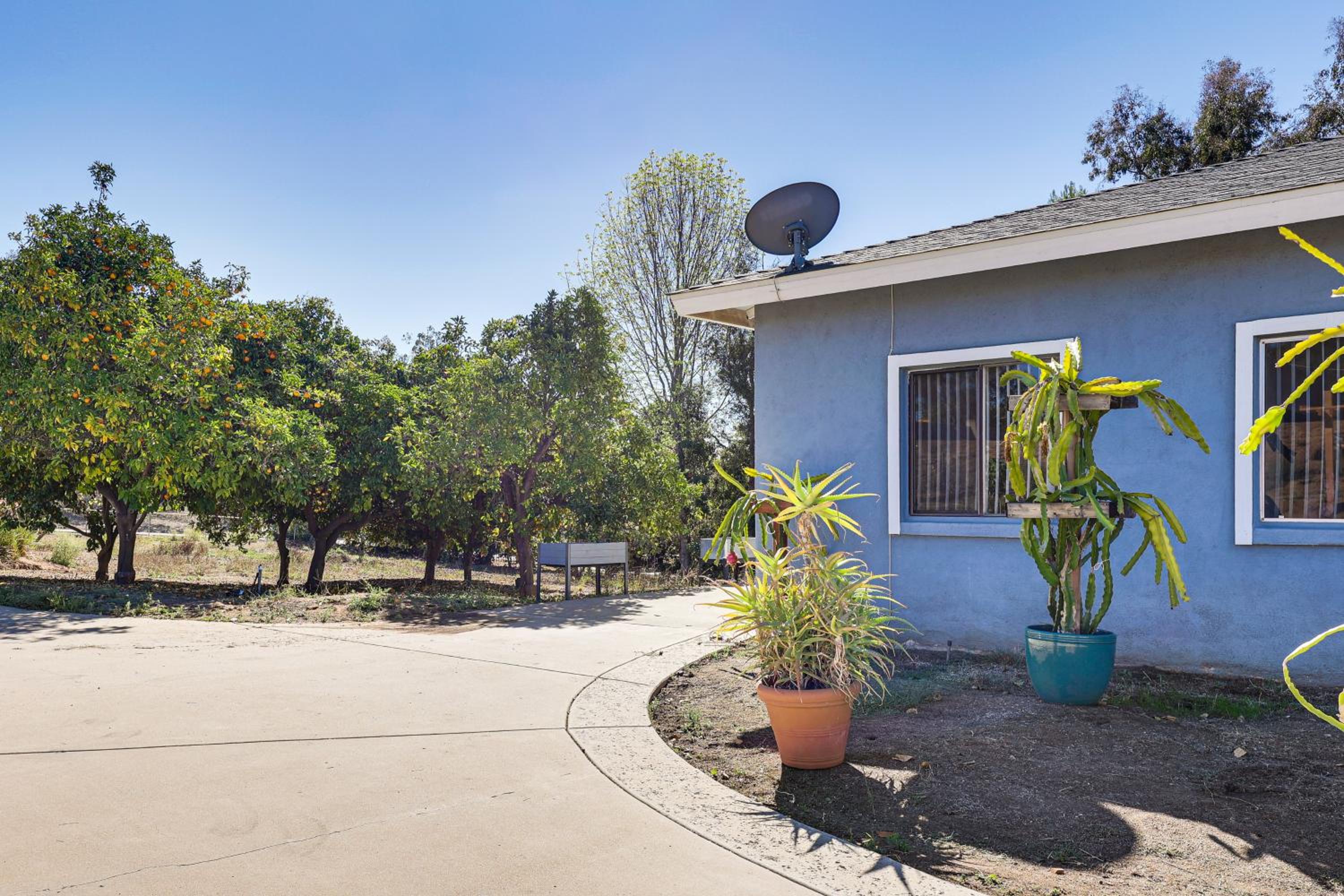 Hike, Sip and Explore Couples Retreat in Fallbrook