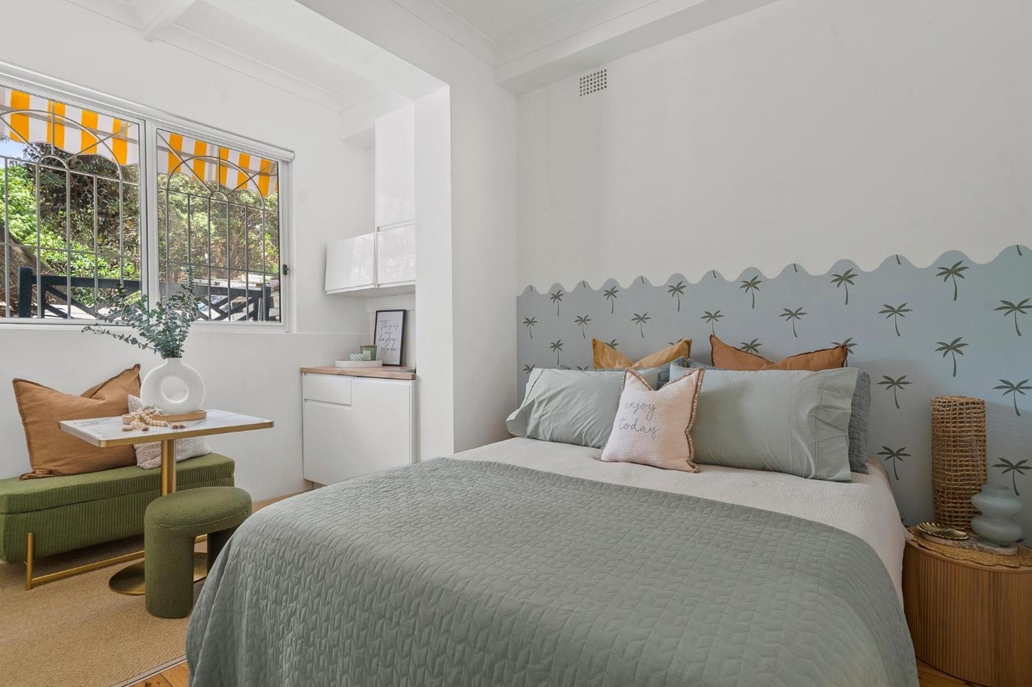 Belles Bondi Beach Apartments - 1 and 2 Bedroom Stays - 500m to beach