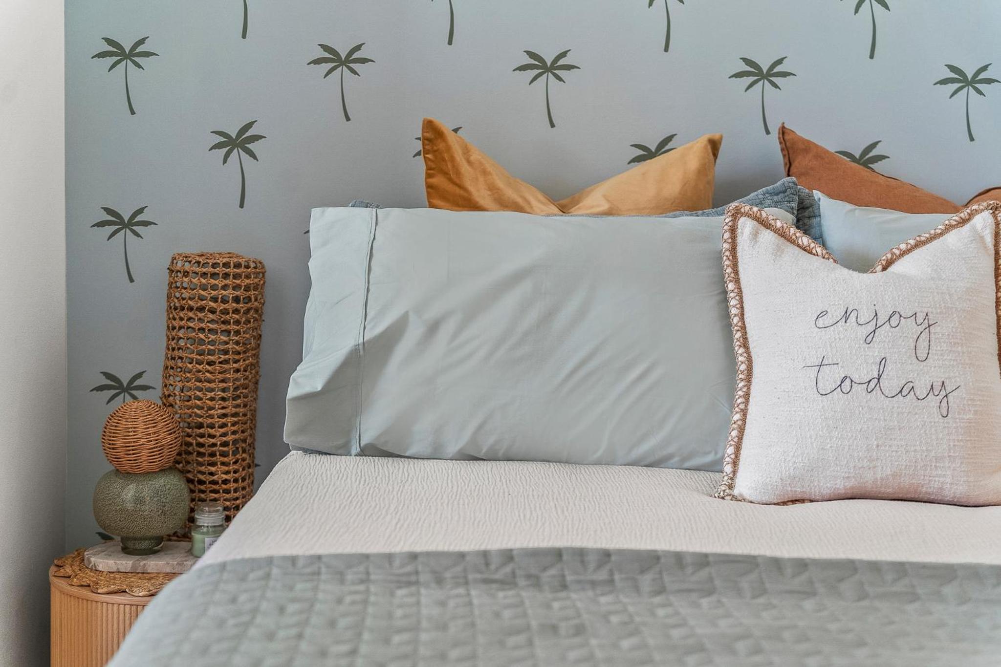 Belles Bondi Beach Apartments - 1 and 2 Bedroom Stays - 500m to beach
