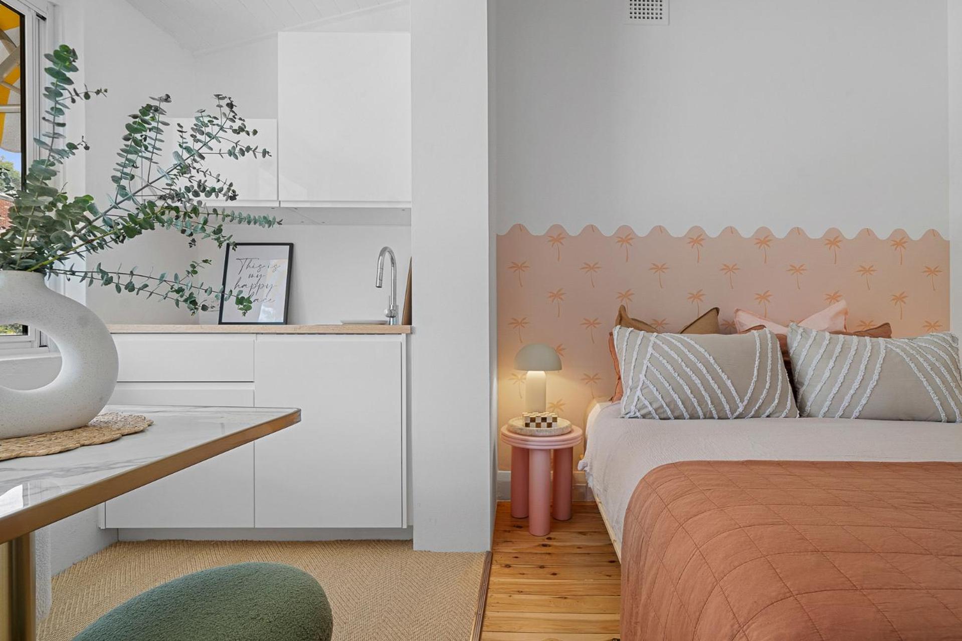 Belles Bondi Beach Apartments - 1 and 2 Bedroom Stays - 500m to beach