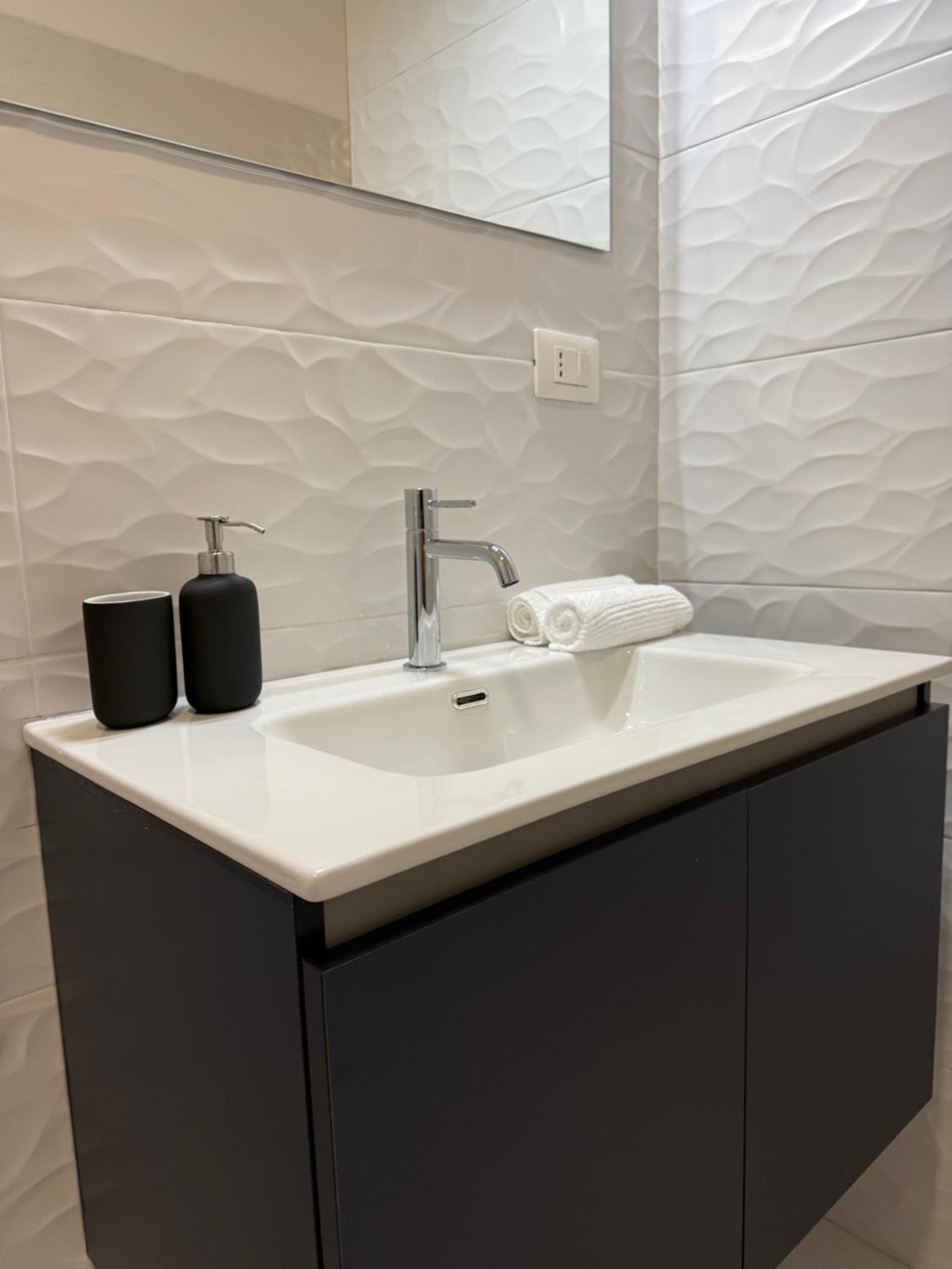 LR Deluxe Apartments - Sismondi 44