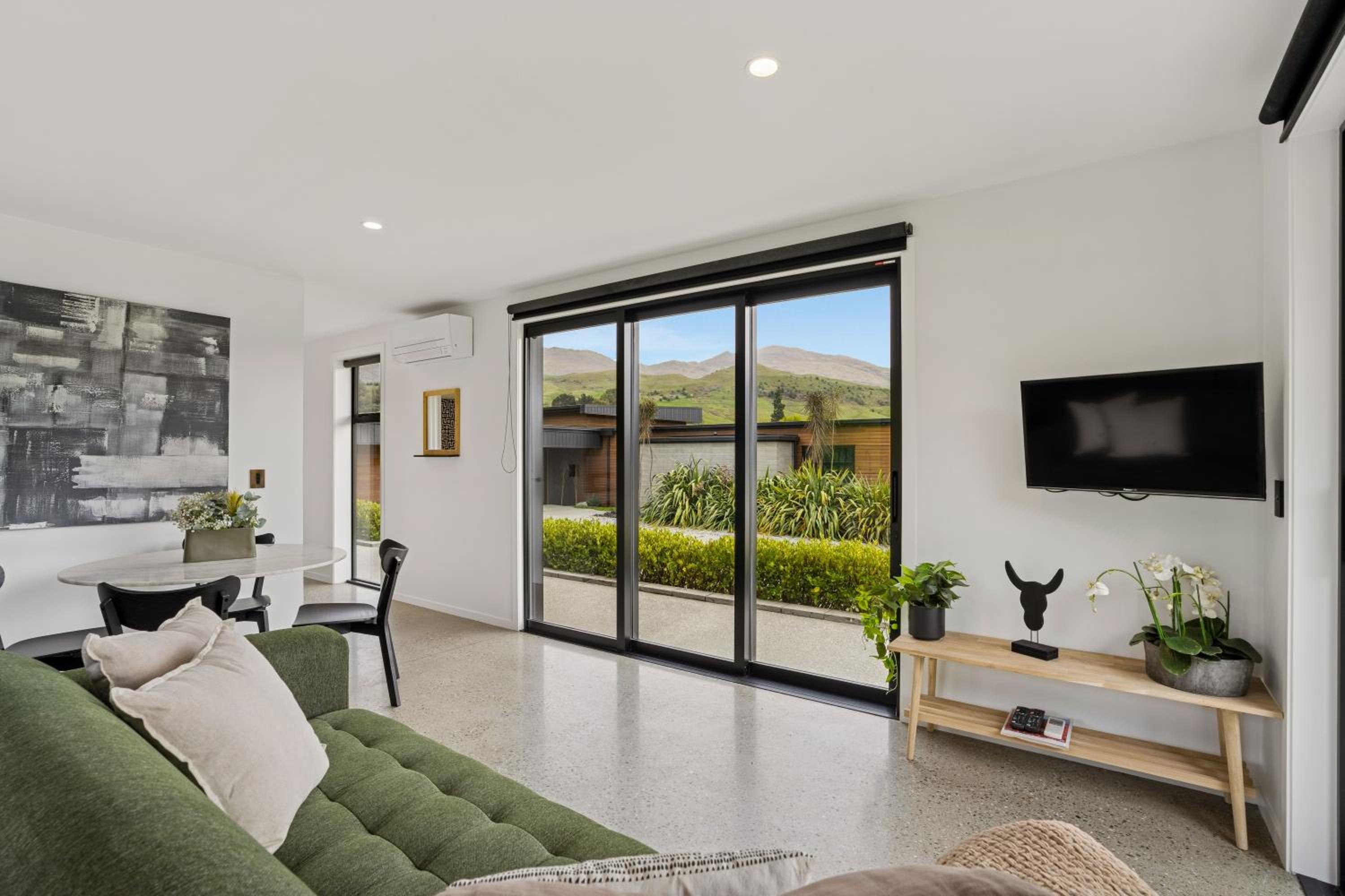Luxury Coronet Residence