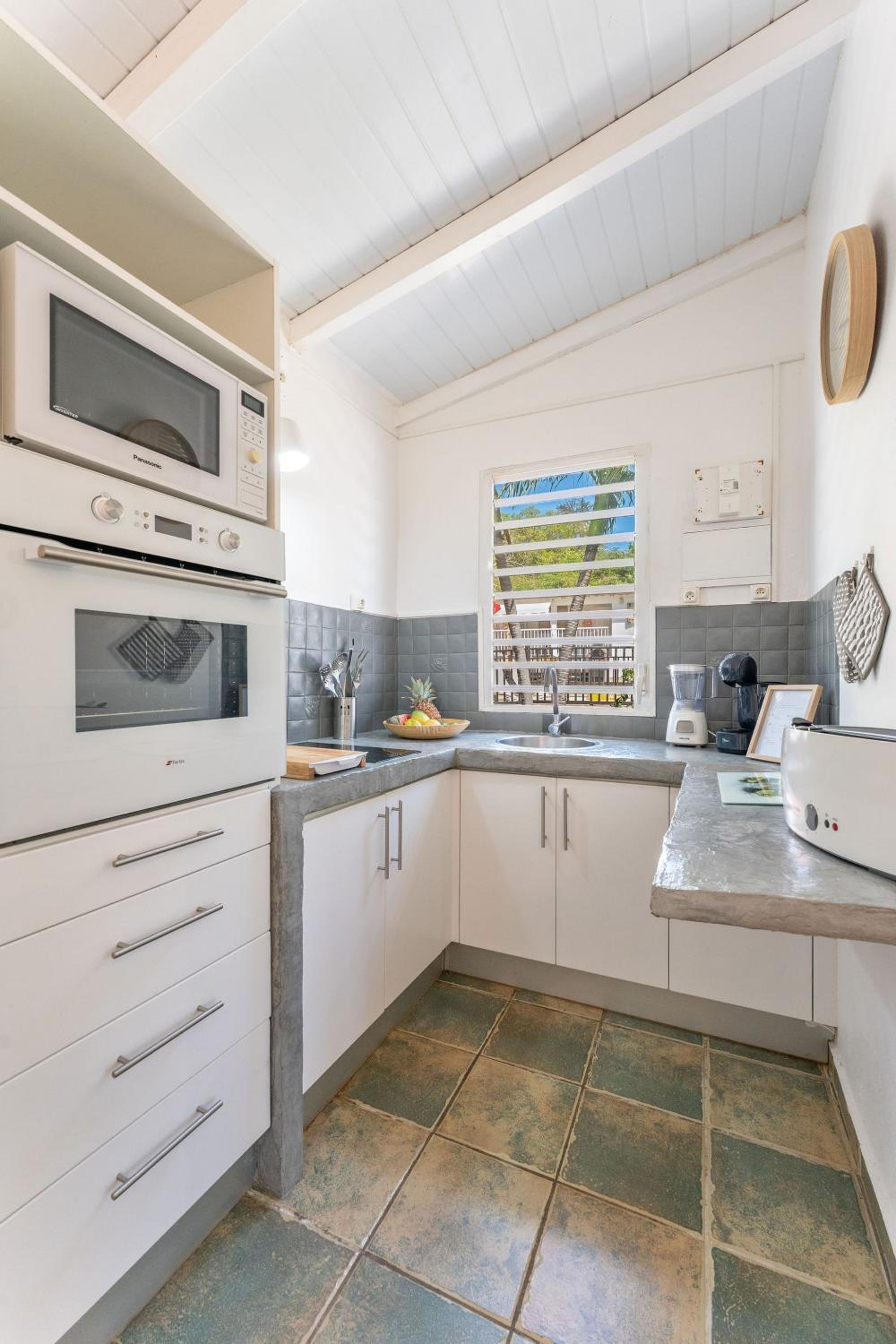 OFFRE NOËL ! CASA LYDIE Évasion créole avec piscine