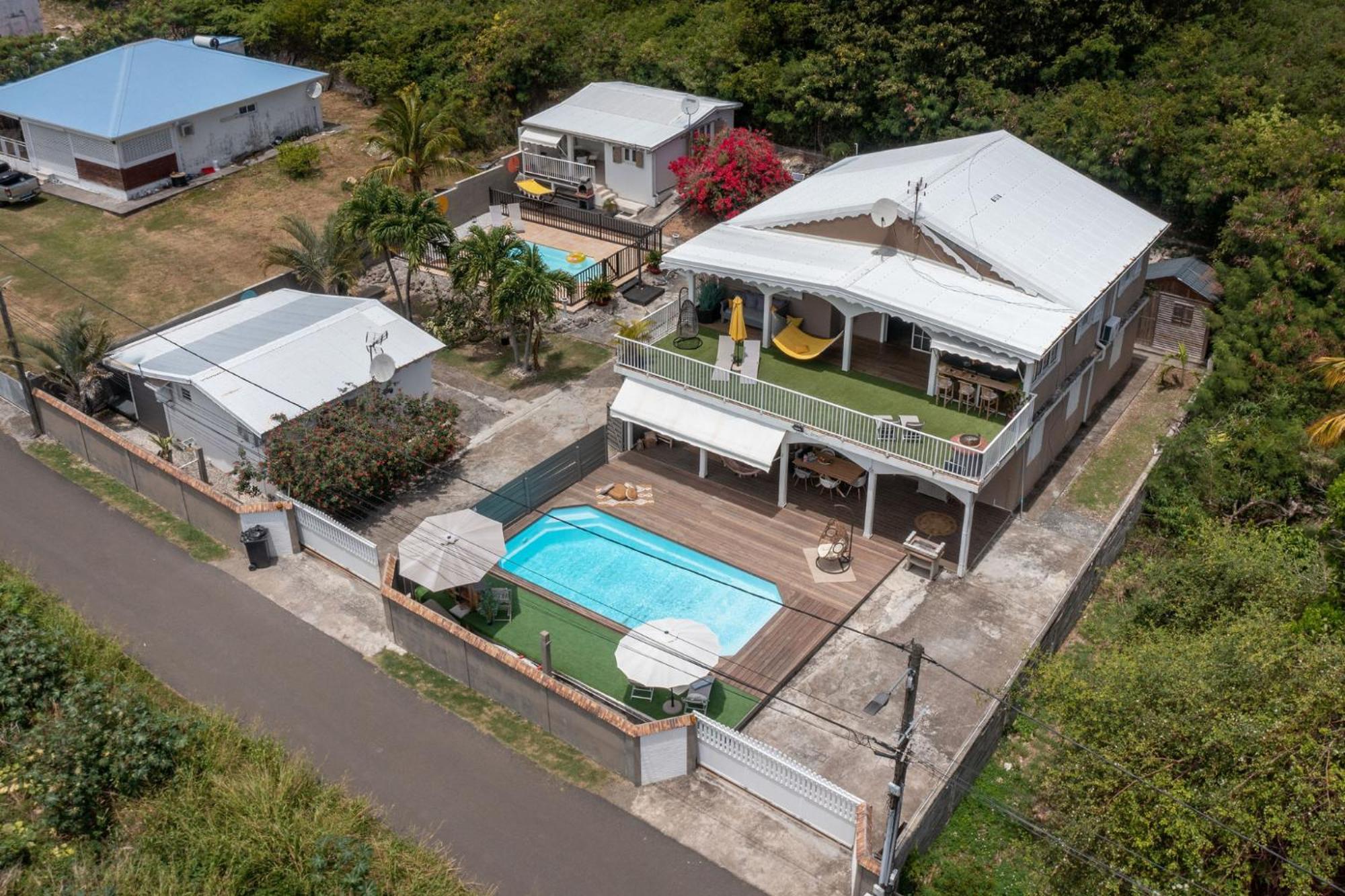 OFFRE NOËL ! CASA LYDIE Évasion créole avec piscine