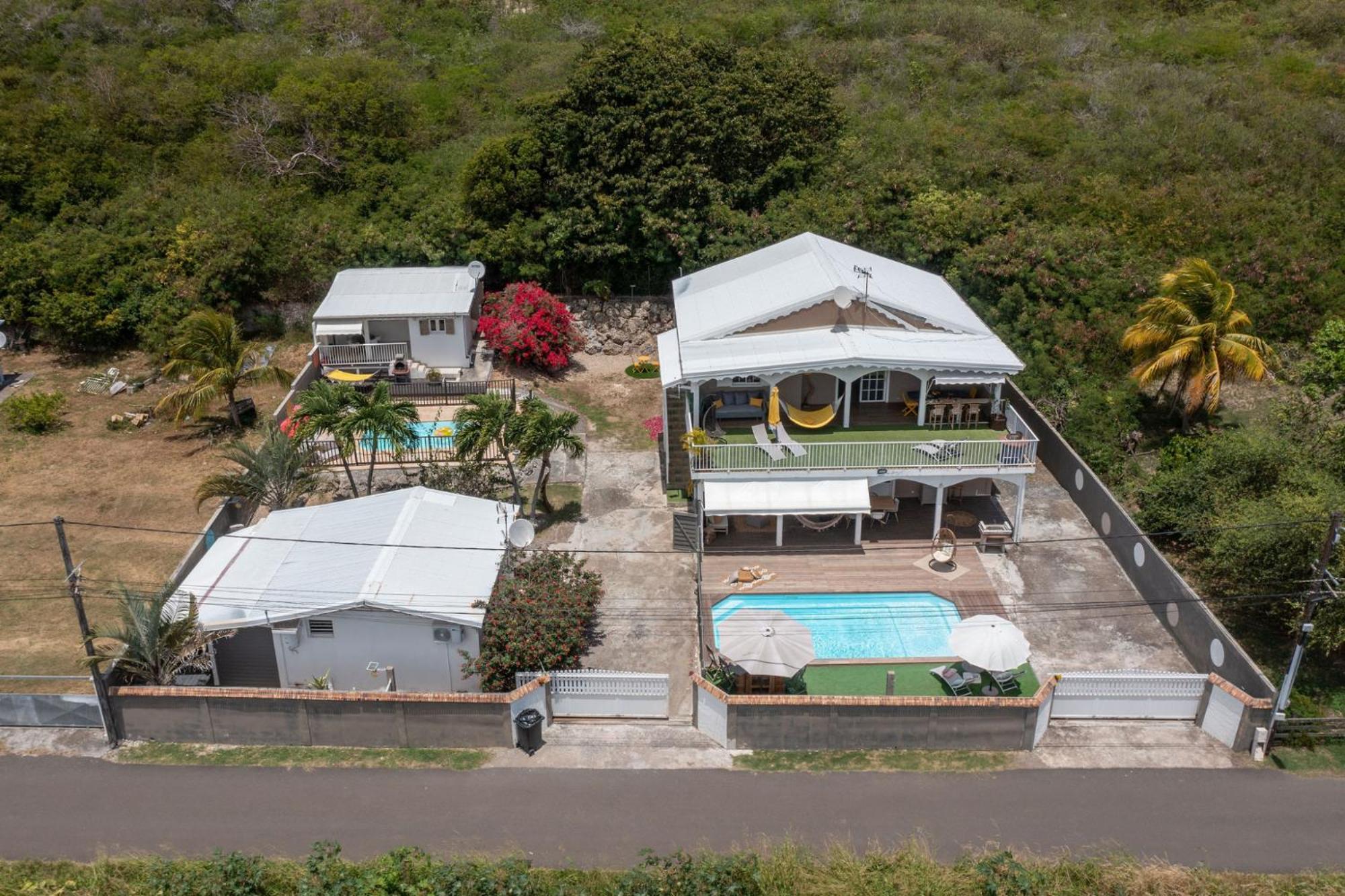 OFFRE NOËL ! CASA LYDIE Évasion créole avec piscine