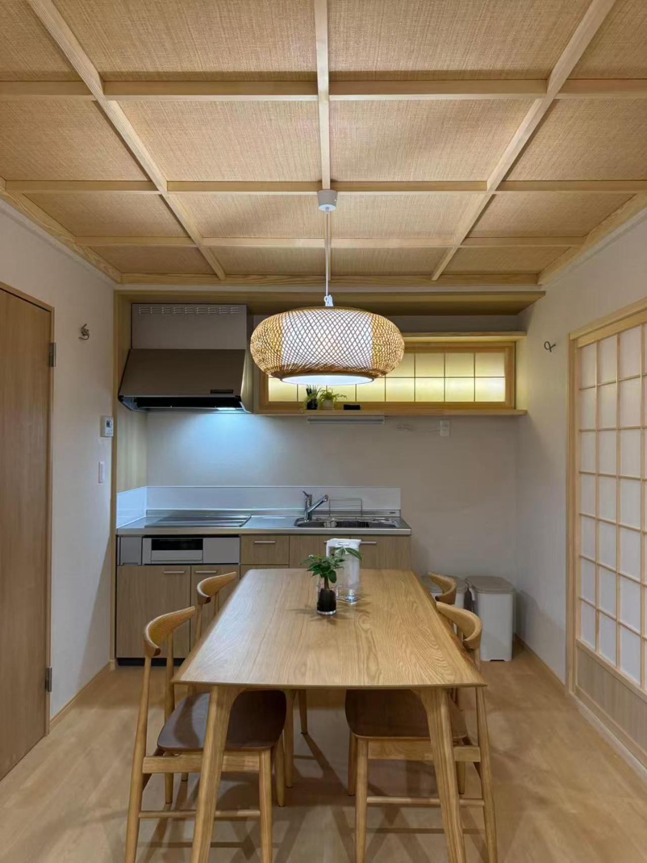 申庭秀月