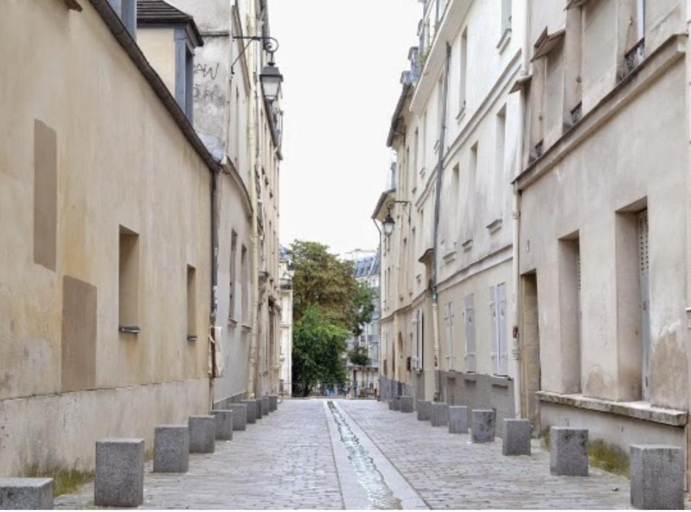 High Standing 2-Room Apartment in Latin Quarter Paris