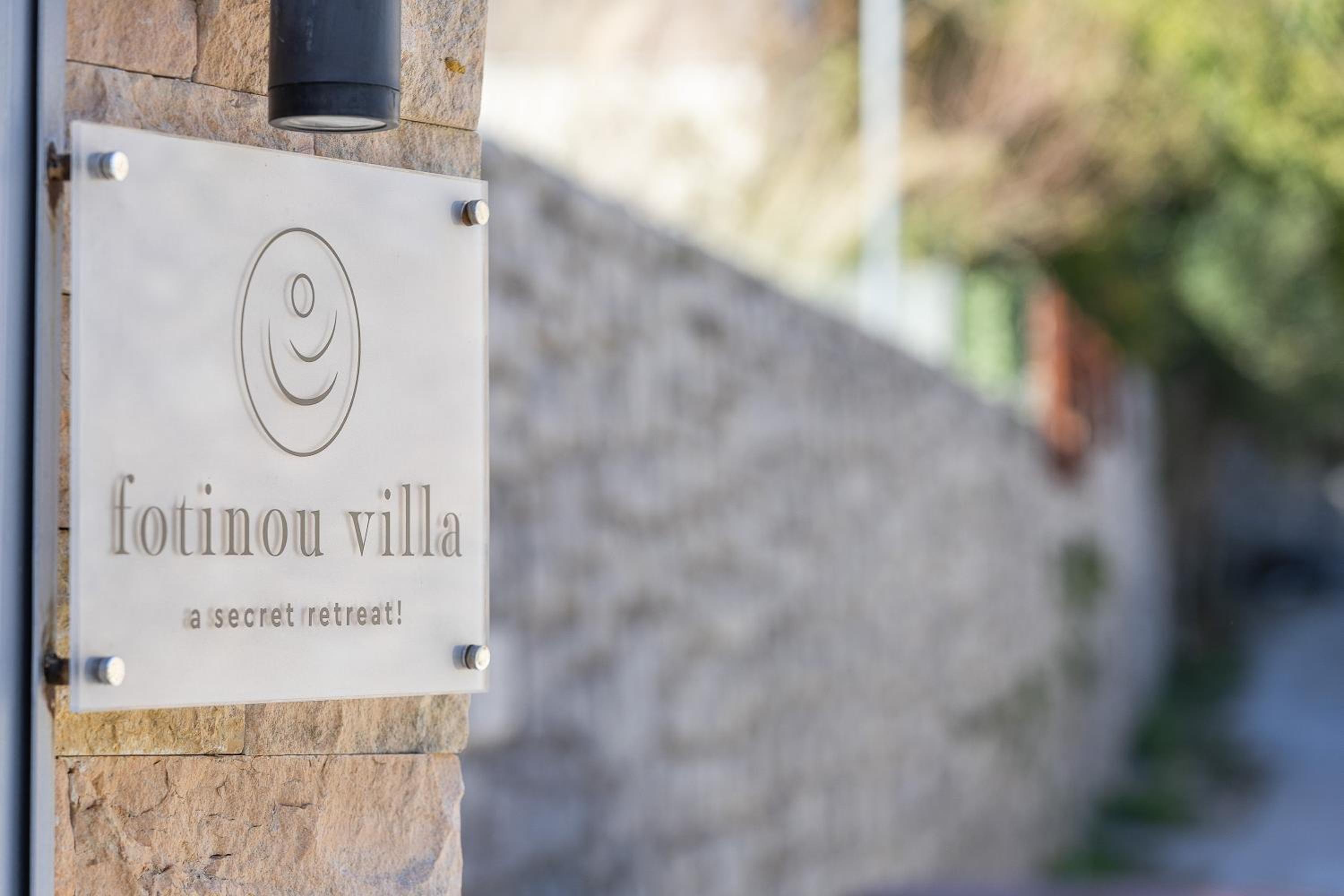 Villa Fotinou Heated Pool & Free Bikes awaits