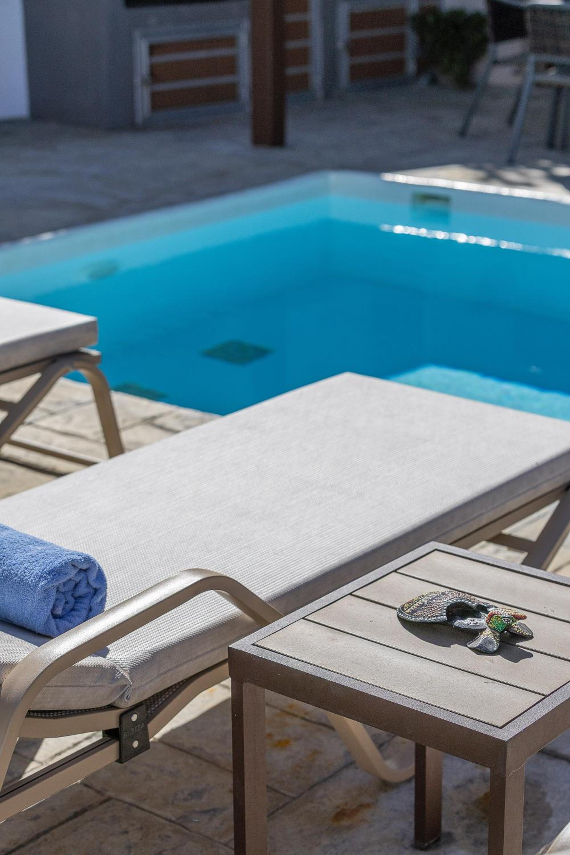 Villa Fotinou Heated Pool & Free Bikes awaits