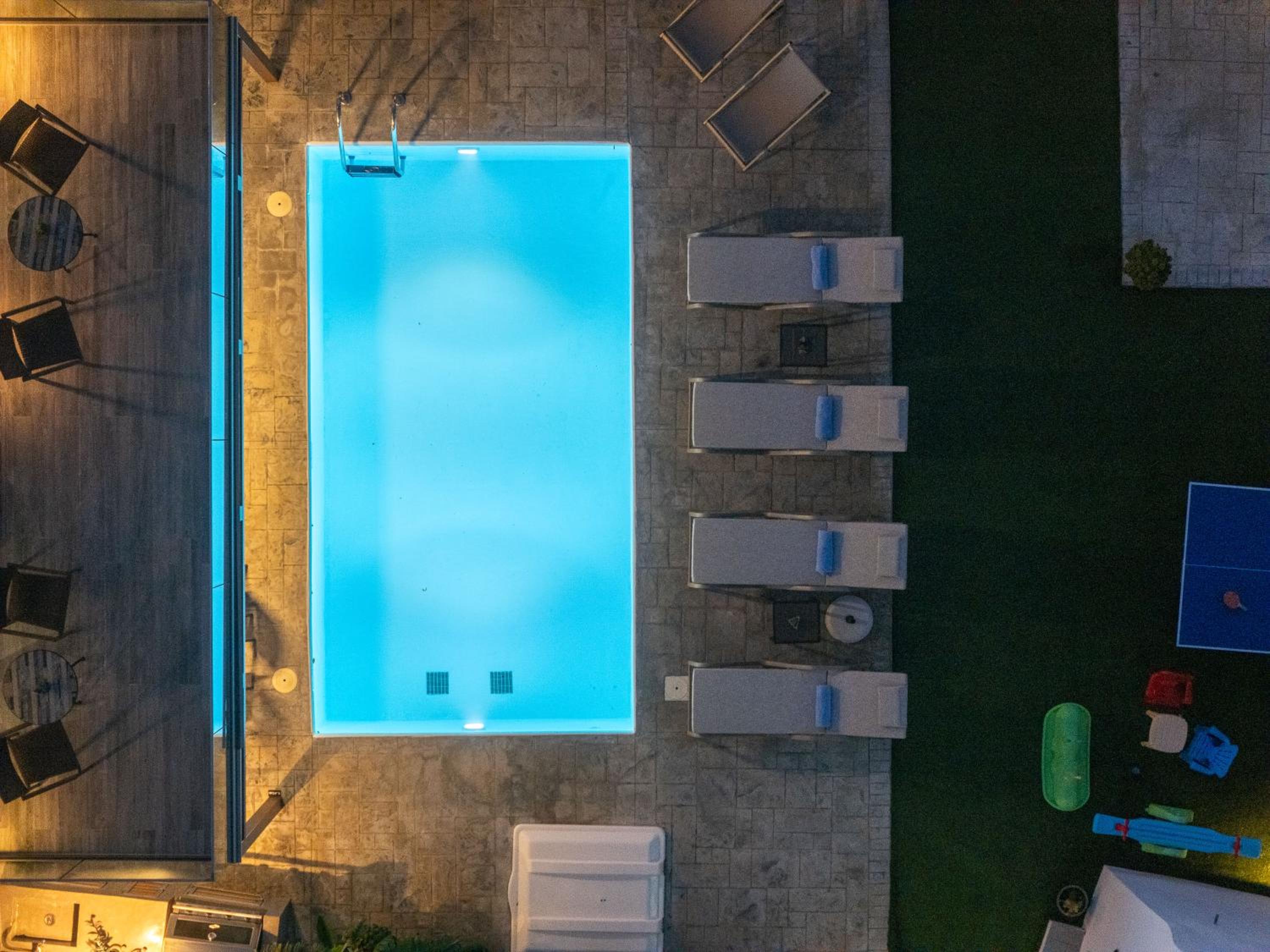 Villa Fotinou Heated Pool & Free Bikes awaits