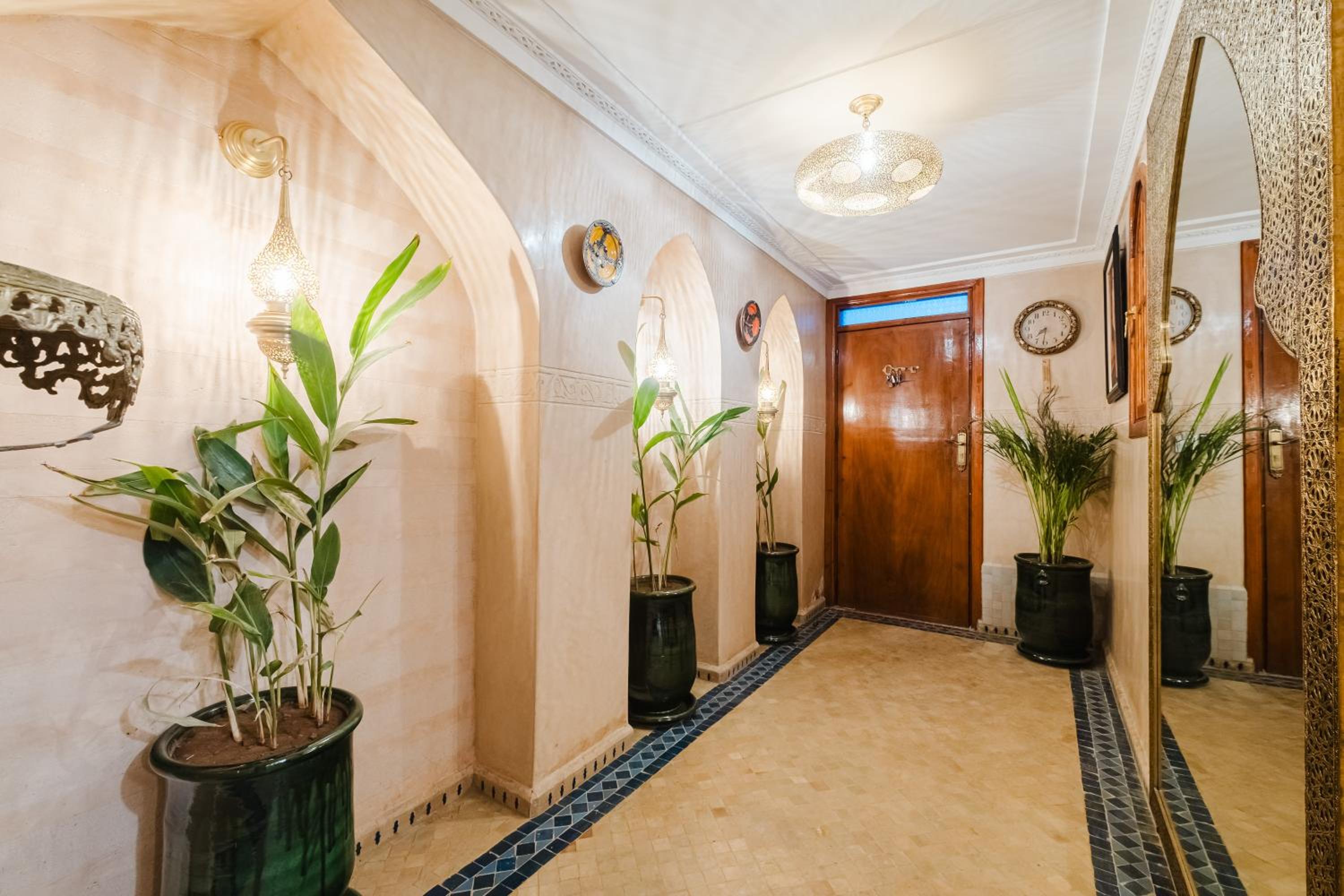 Riad Cozy Marrakech, Shared Pool with 3 Rooms