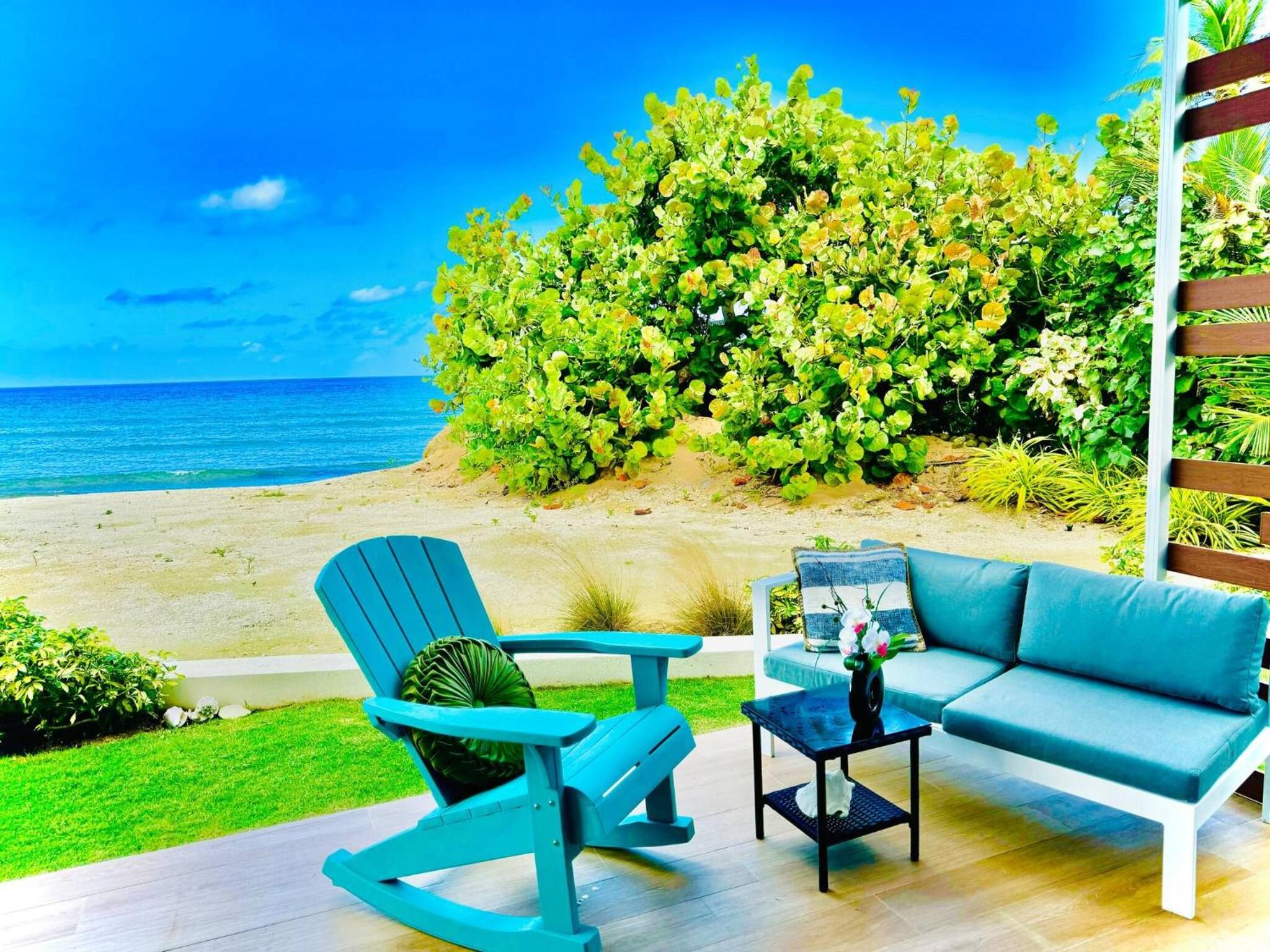 Oceanfront Residency luxury 2B2B ,1-6 person ,terrasse, beach access garden pool
