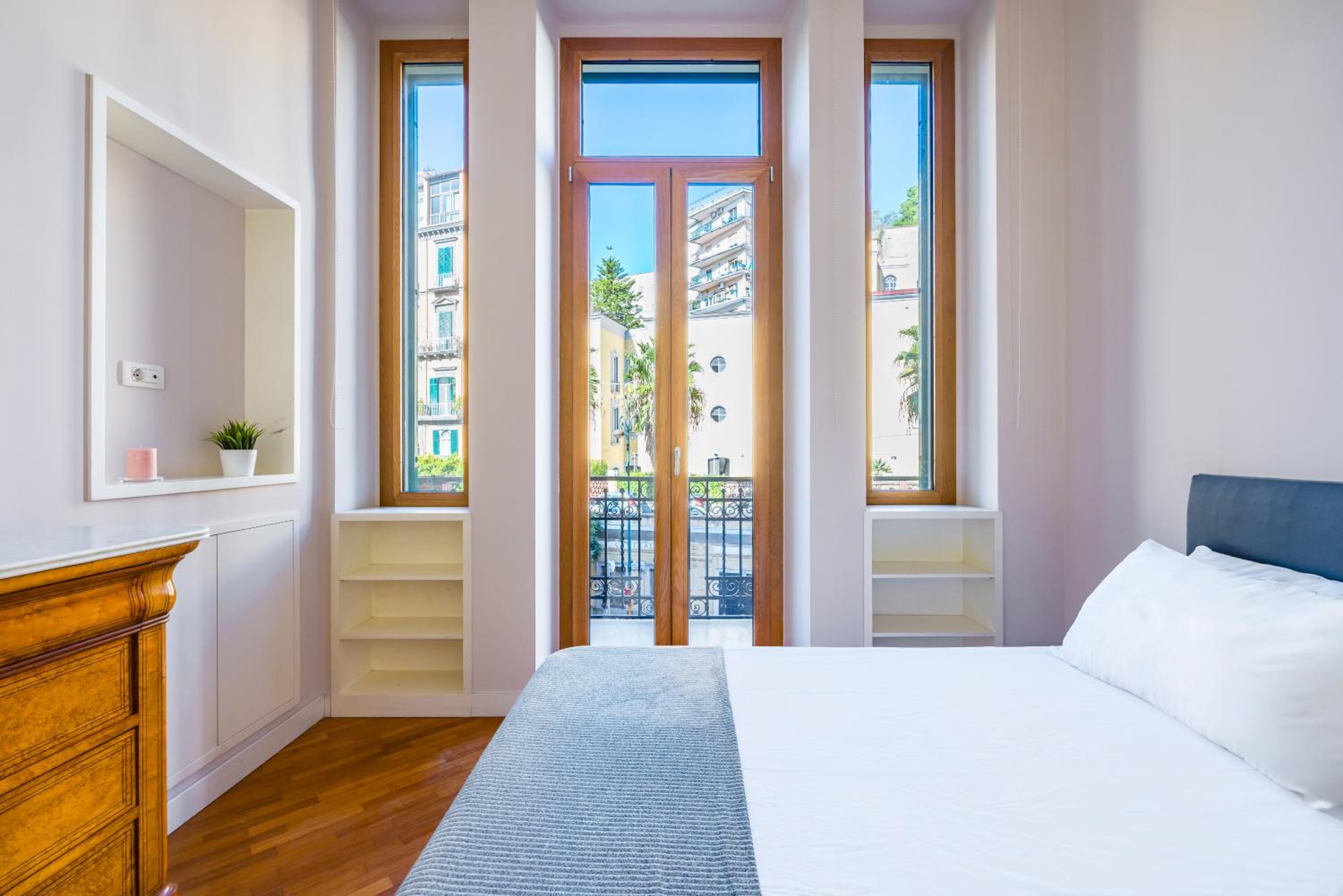 Harmony Elegant Apartment with Parking