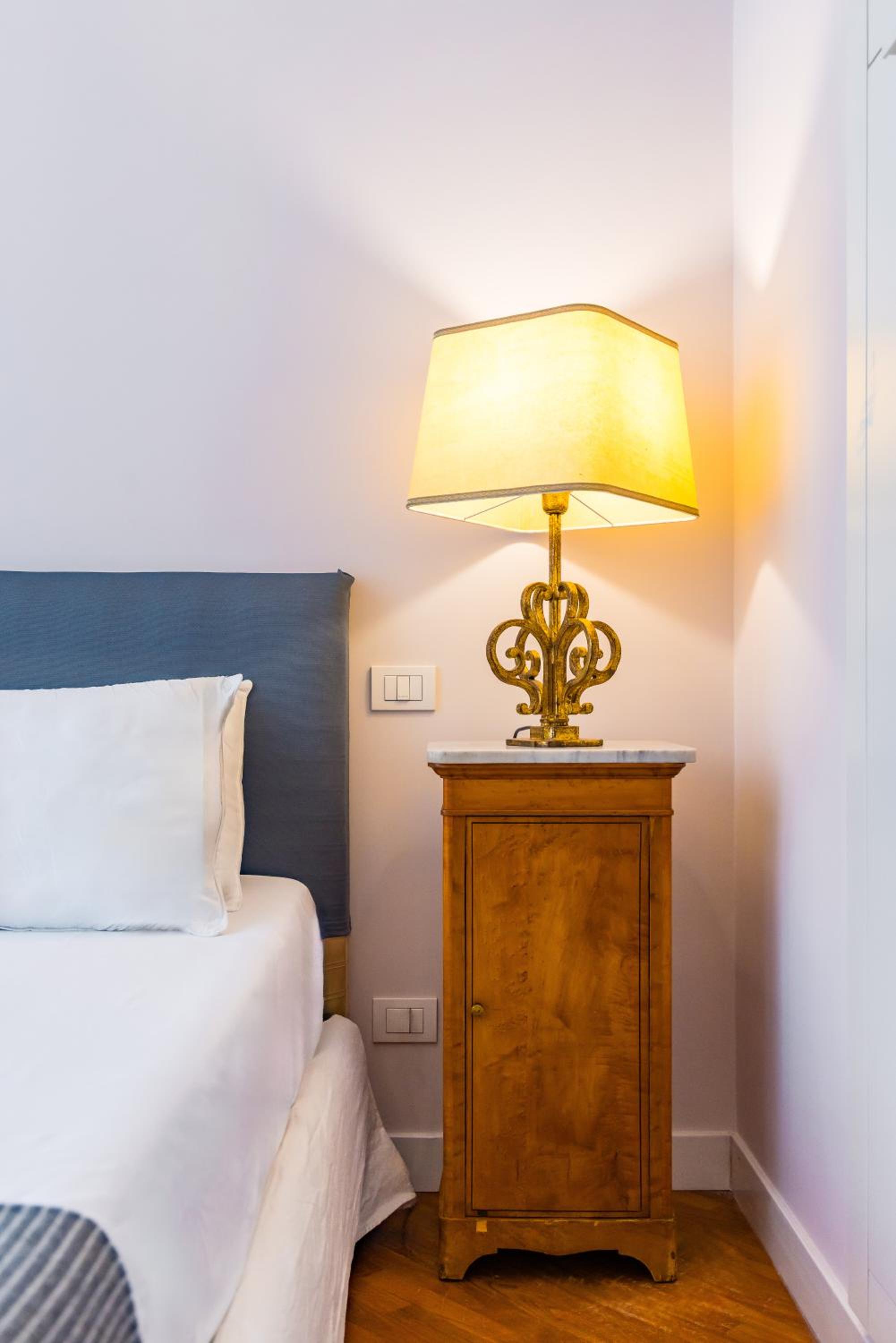 Harmony Elegant Apartment with Parking