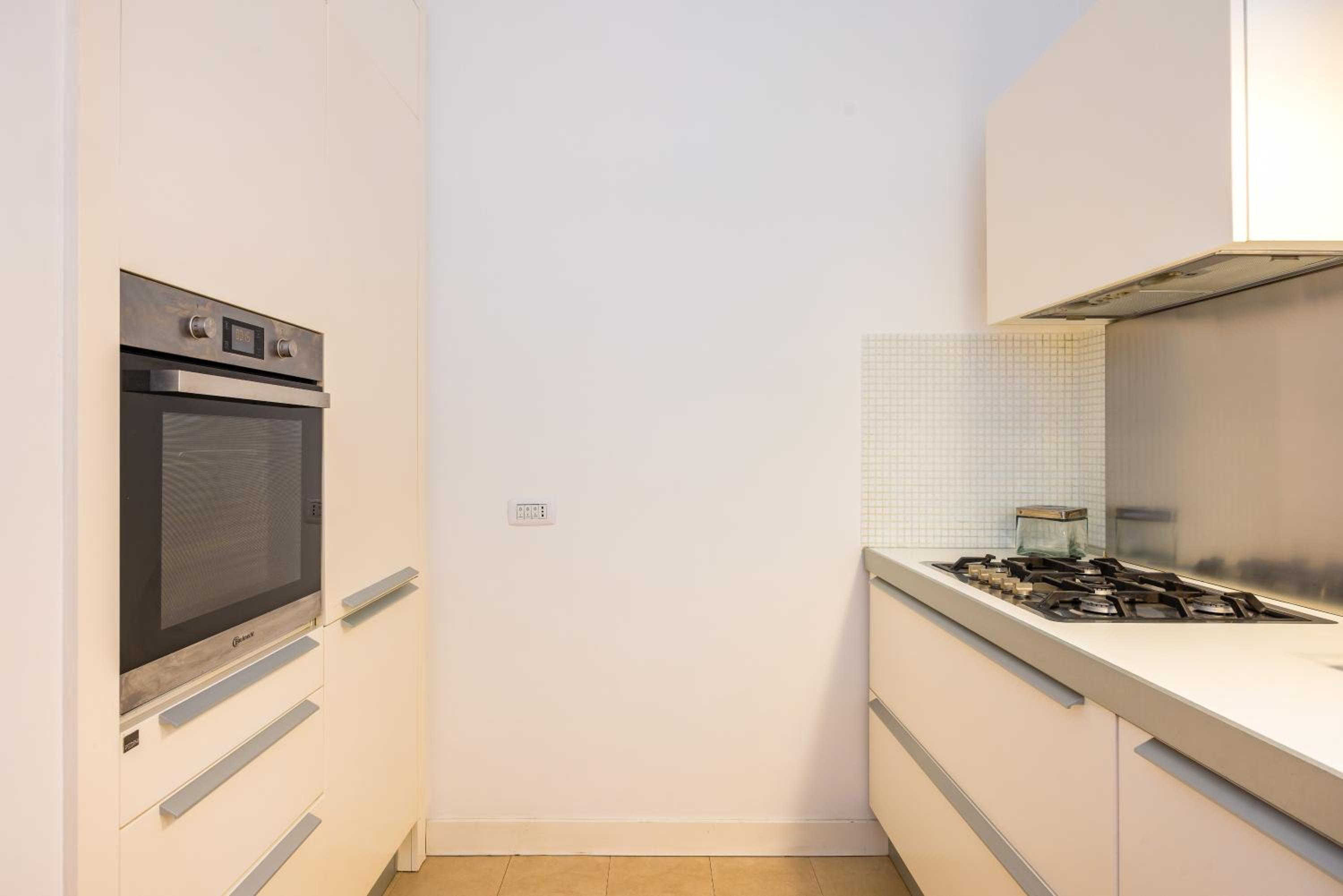 Harmony Elegant Apartment with Parking