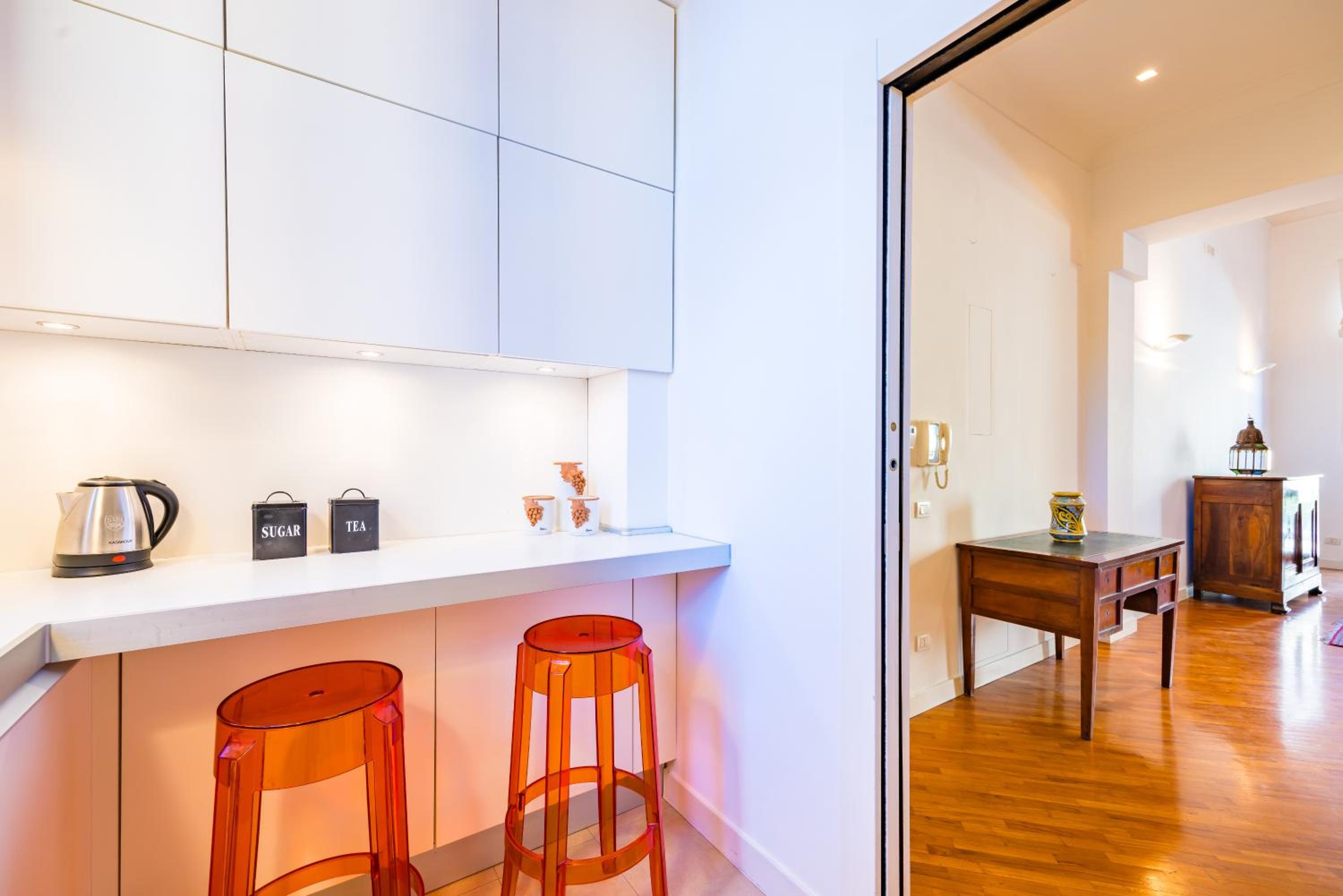 Harmony Elegant Apartment with Parking