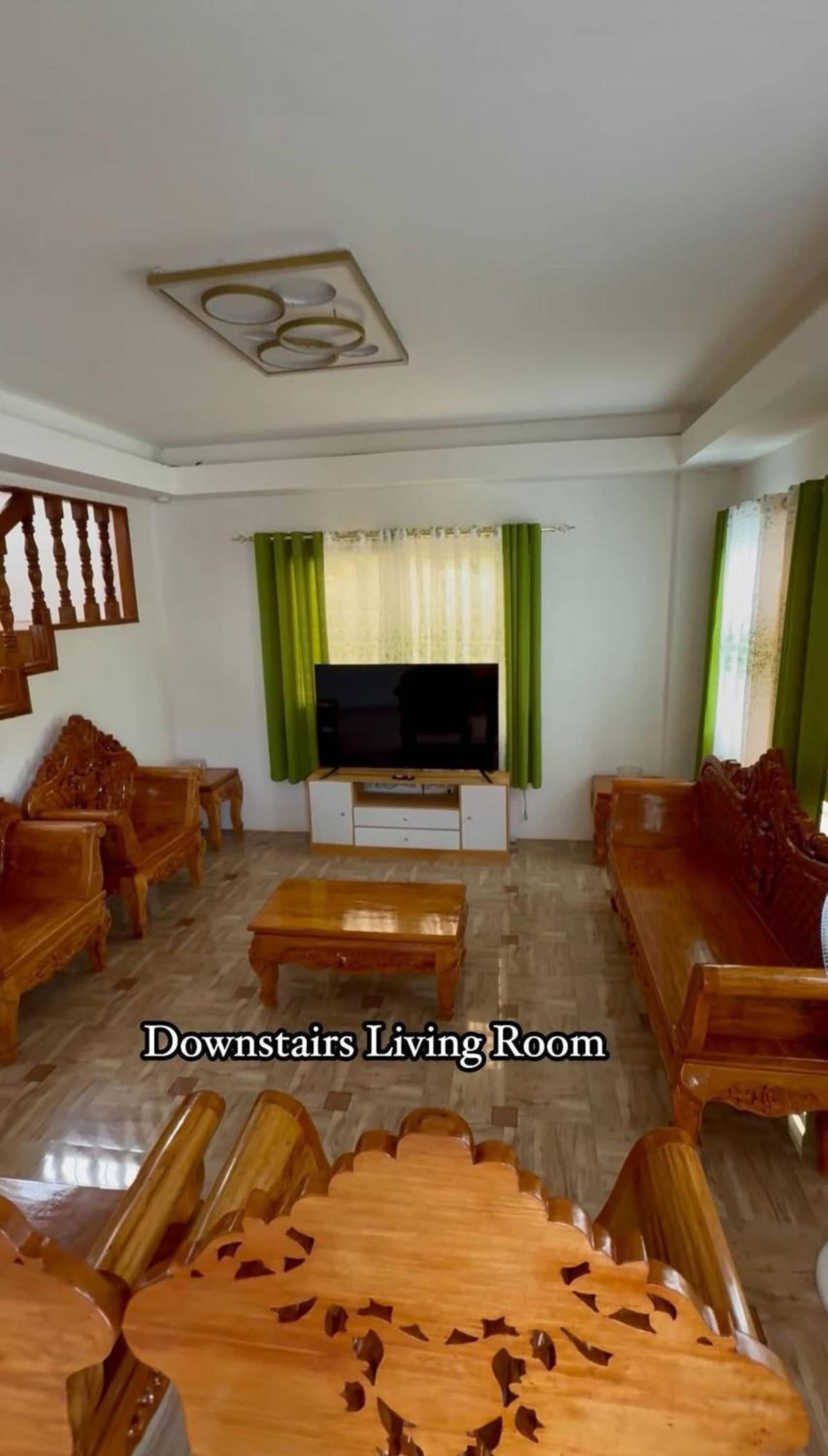 The Meadow View House
