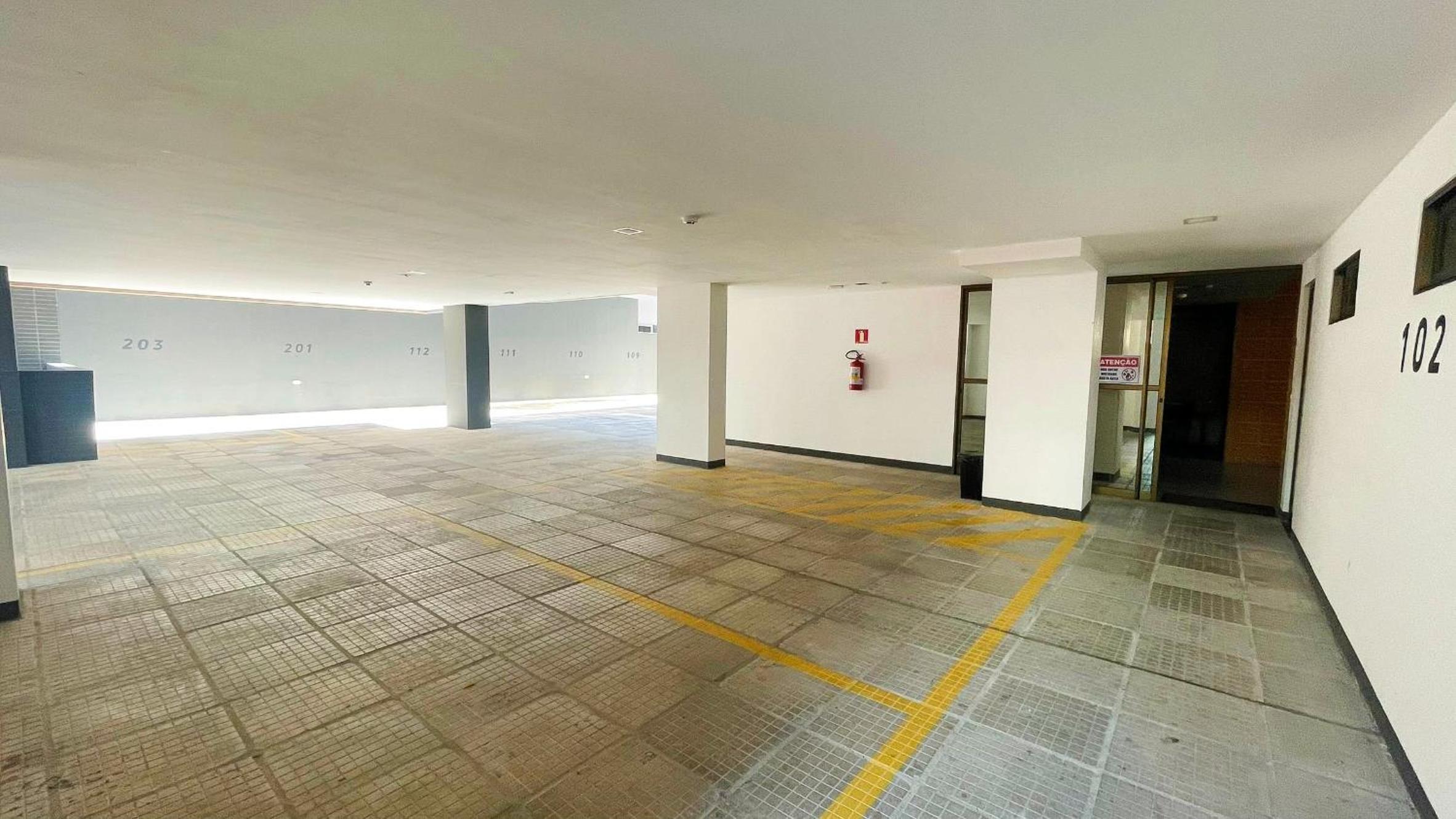 Flat FM20 Cabo Branco Light III - By Almare