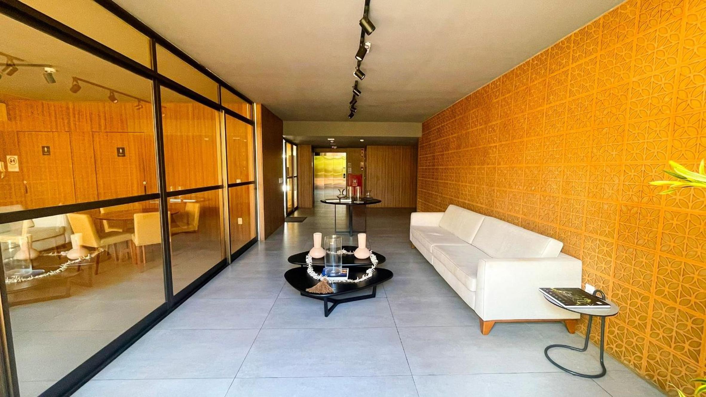 Flat FM20 Cabo Branco Light III - By Almare
