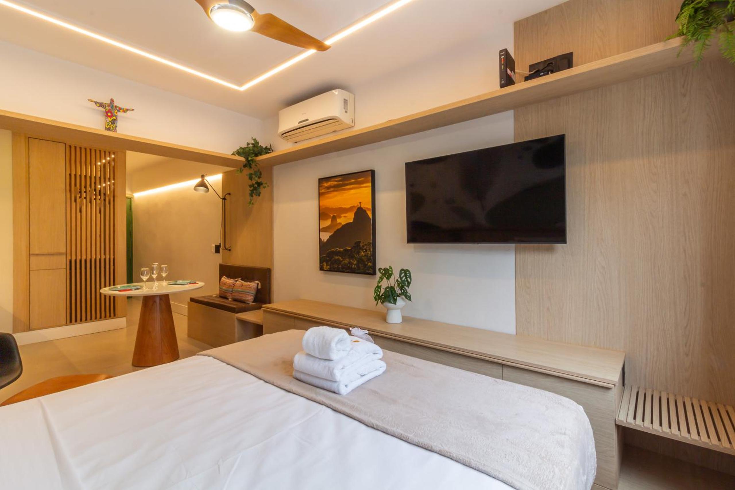 Incrivel Studio em Copacabana - CR703