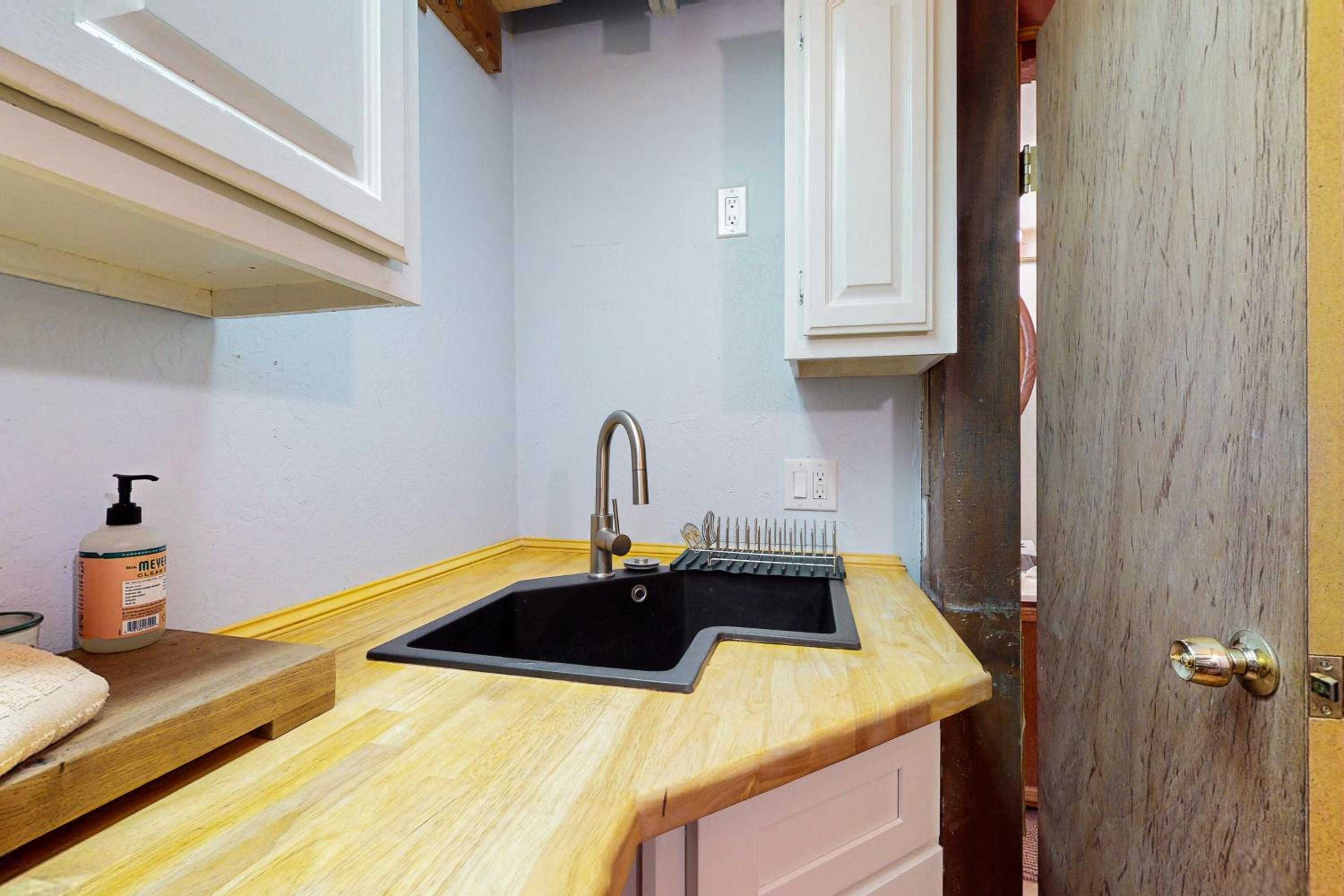 Dog-Friendly Retreat with Lake Views in Kings Beach