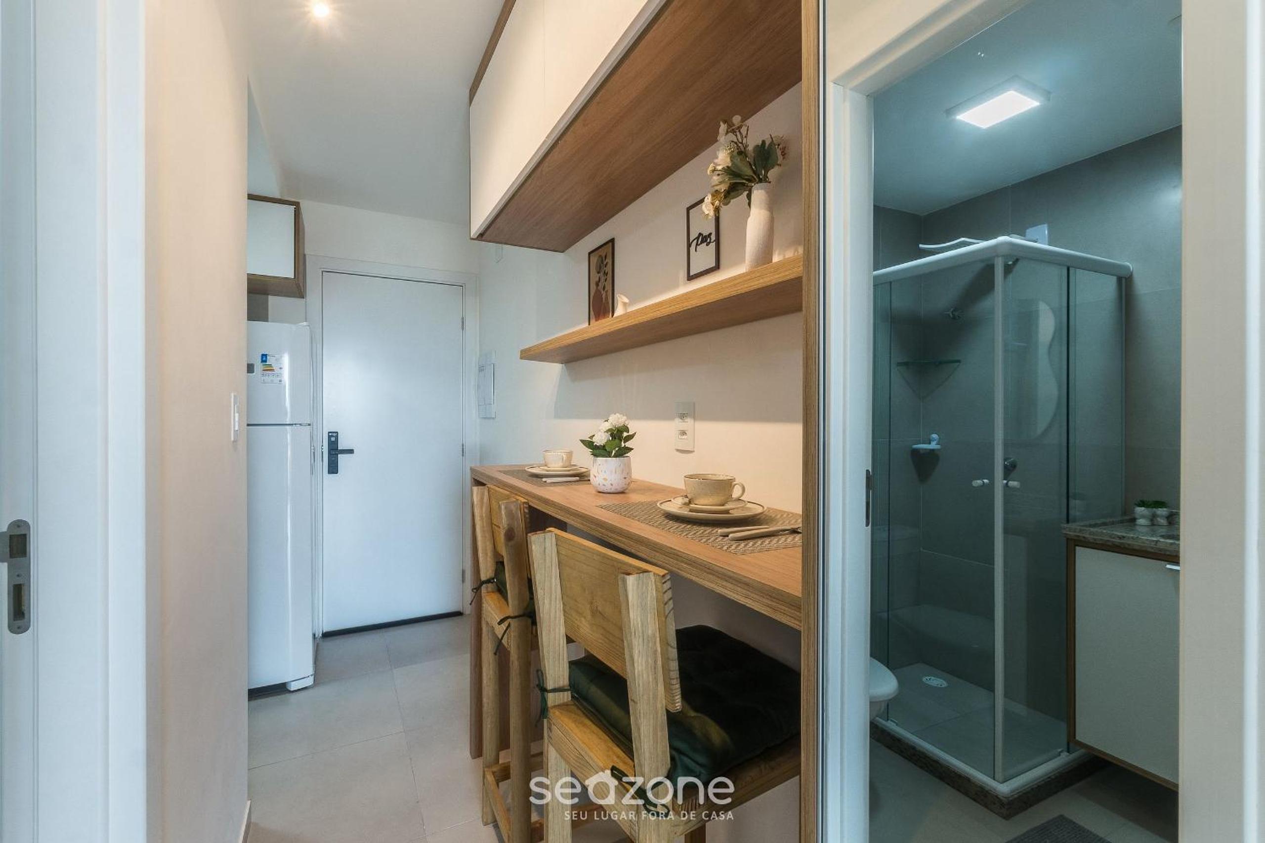 Fully equipped apartments in a building with a pool and gym, 280m from the beach - CLFs