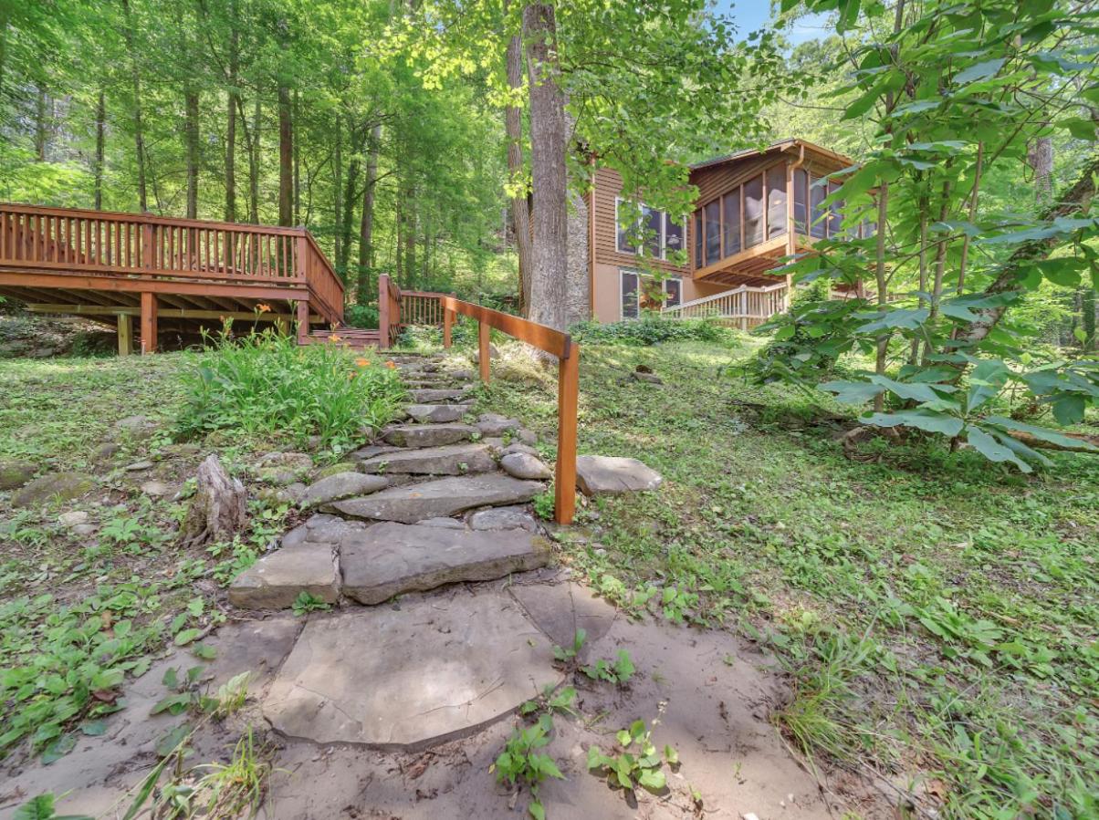 Rivers Edge Retreat