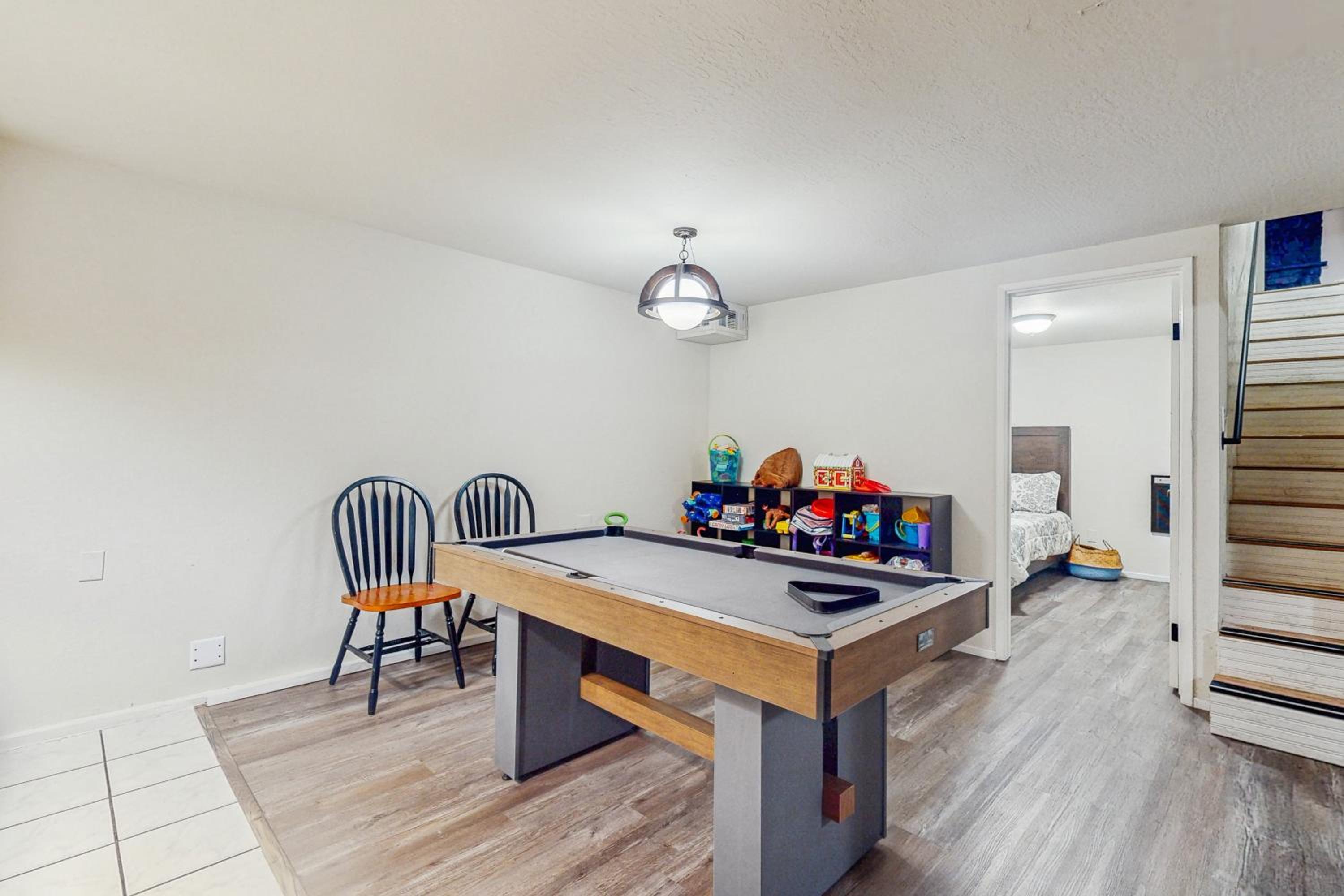 4BR Home Near Yosemite with Pool Table