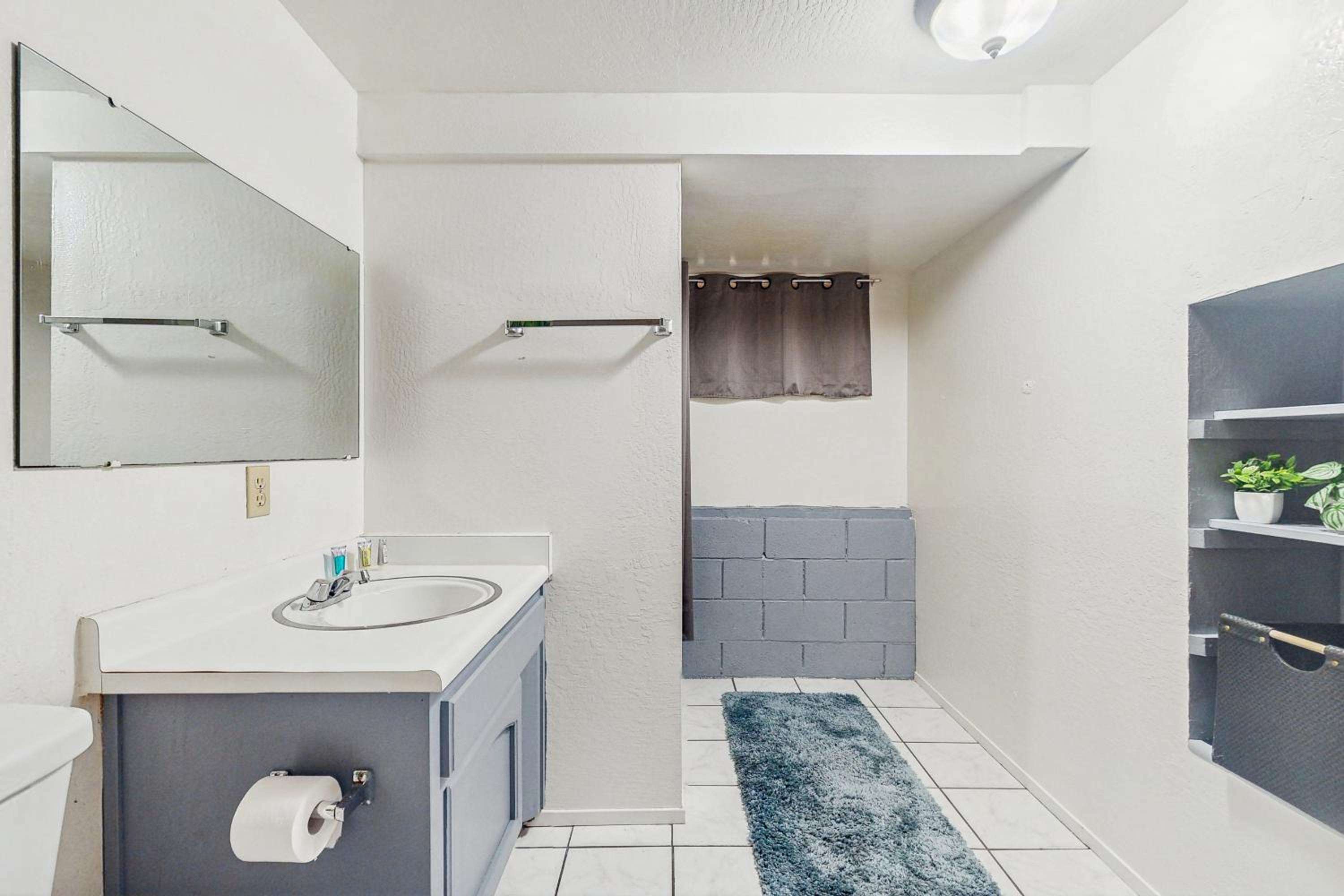 4BR Home Near Yosemite with Pool Table