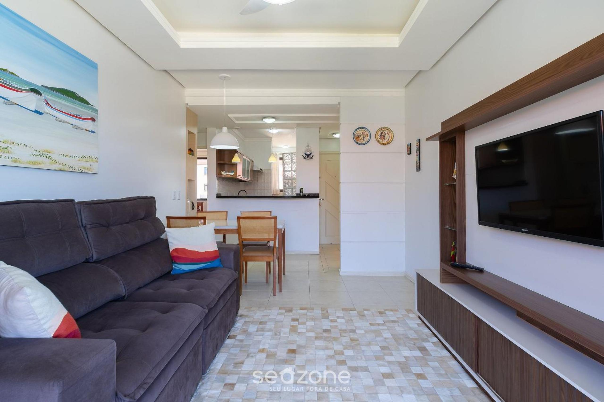 Apartment with View of Ingleses Beach CPD0306