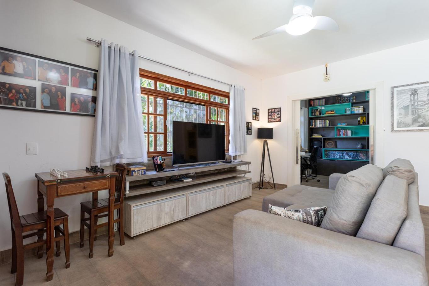 Sitio com Piscina, Jogos e Espaco Home Office
