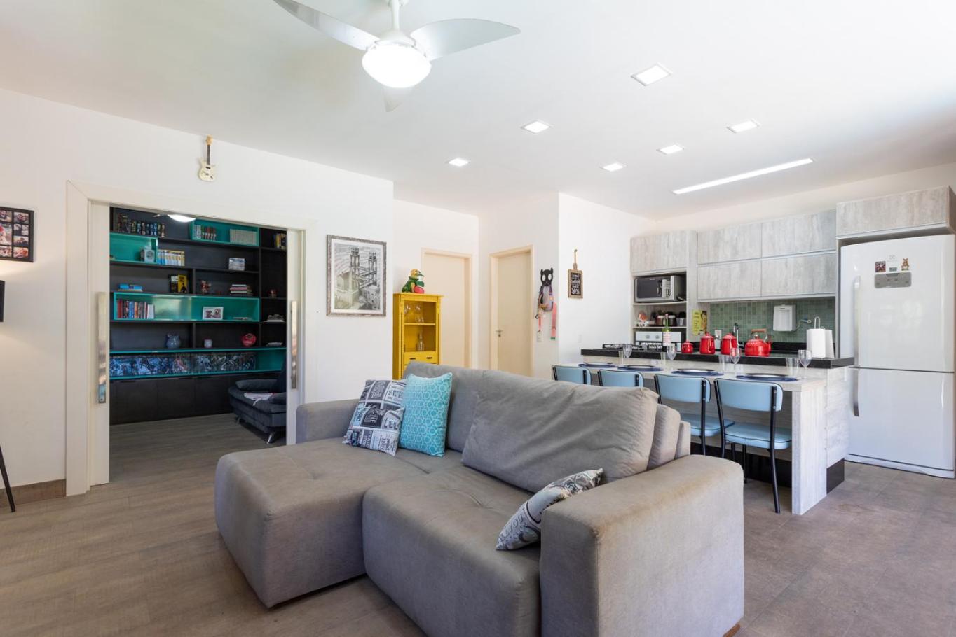 Sitio com Piscina, Jogos e Espaco Home Office