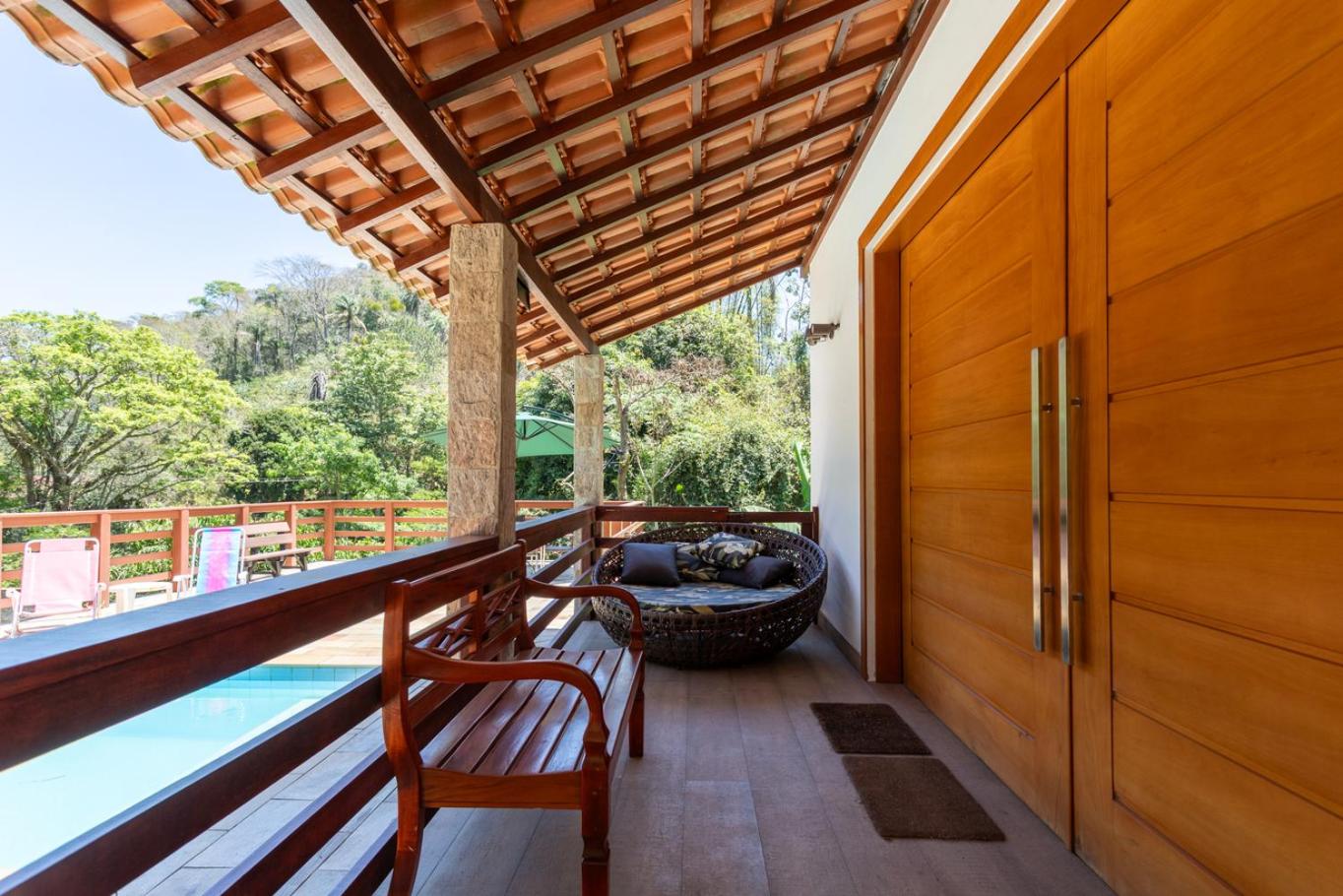 Sitio com Piscina, Jogos e Espaco Home Office