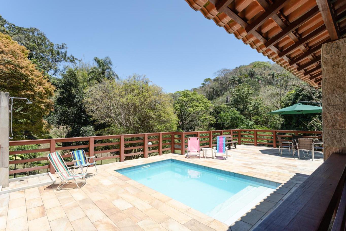 Sitio com Piscina, Jogos e Espaco Home Office