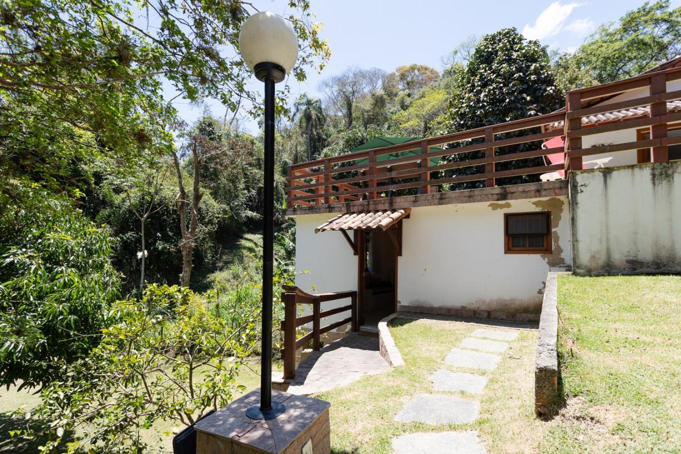 Sitio com Piscina, Jogos e Espaco Home Office