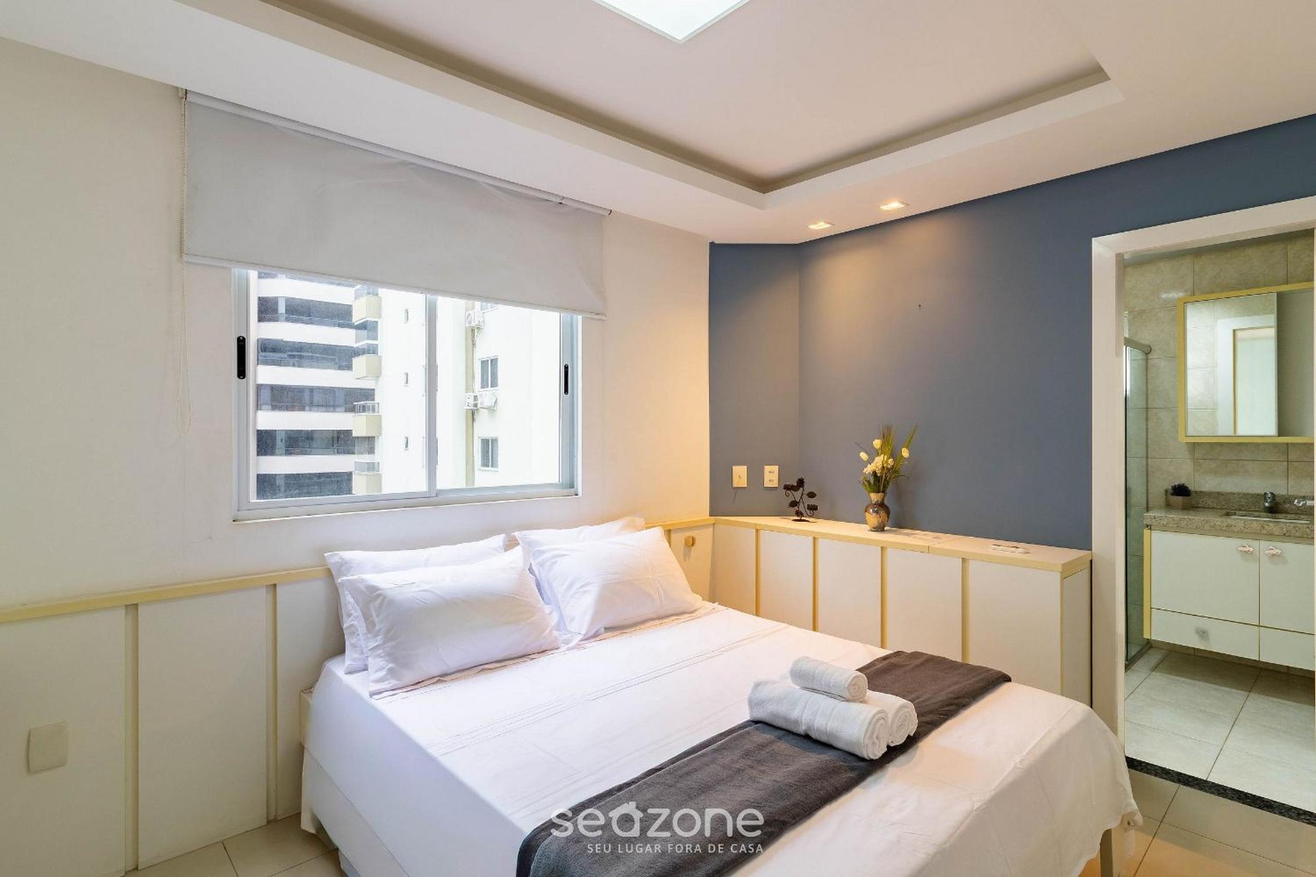 Apt w/ 3BR & BBQ 350m from the beach LAM0601