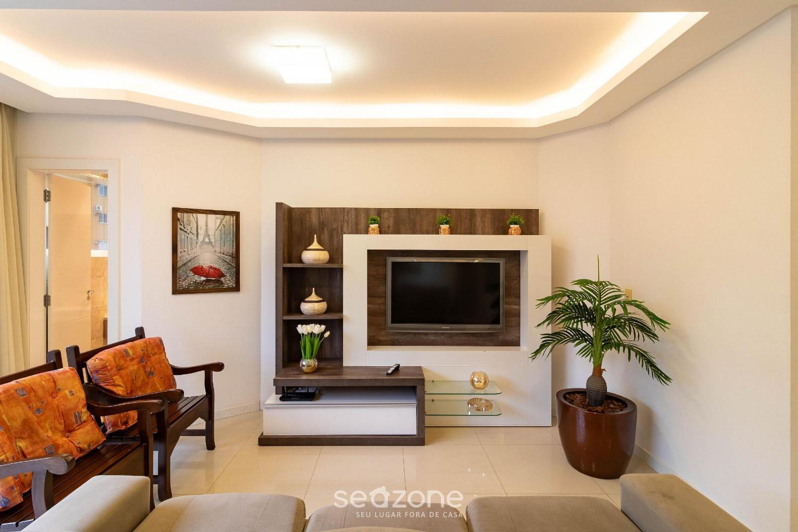 Apt w/ 3BR & BBQ 350m from the beach LAM0601