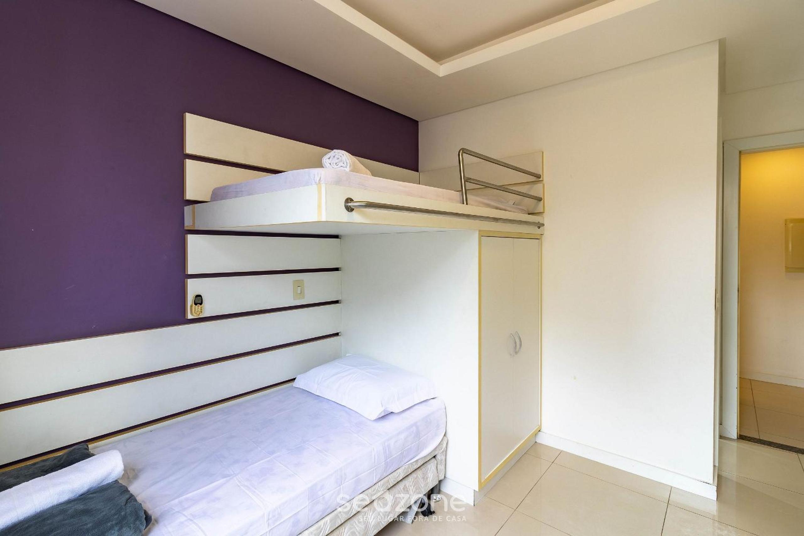 Apt w/ 3BR & BBQ 350m from the beach LAM0601