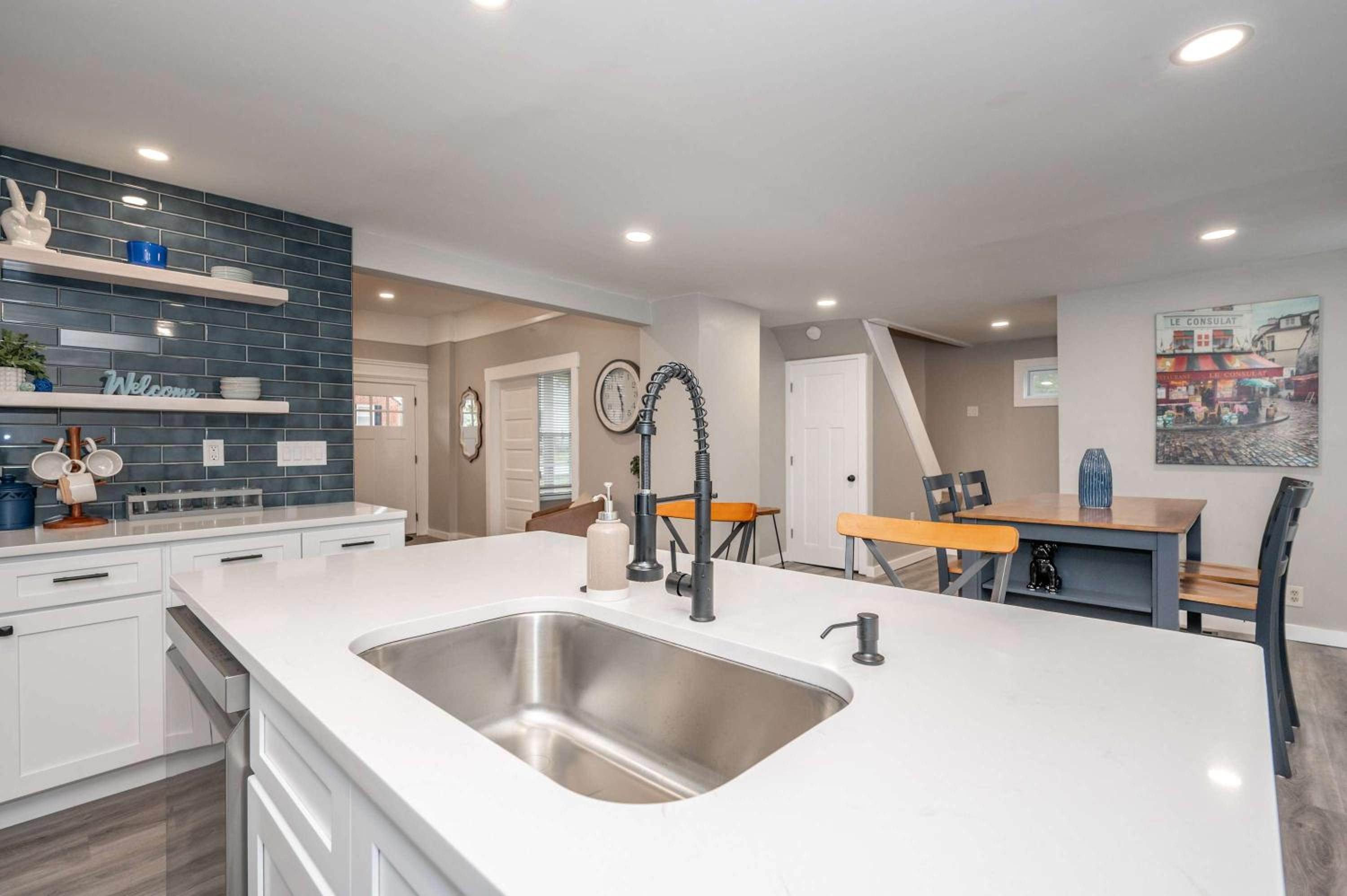 The Gathering House - Home for 6