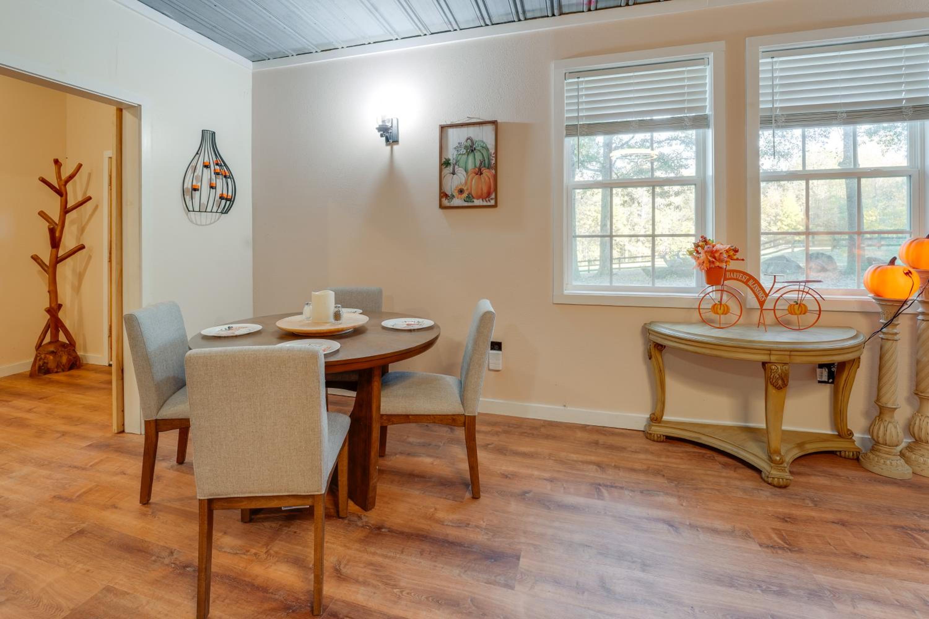 Cozy Couples Escape with Patio in Northwest Georgia