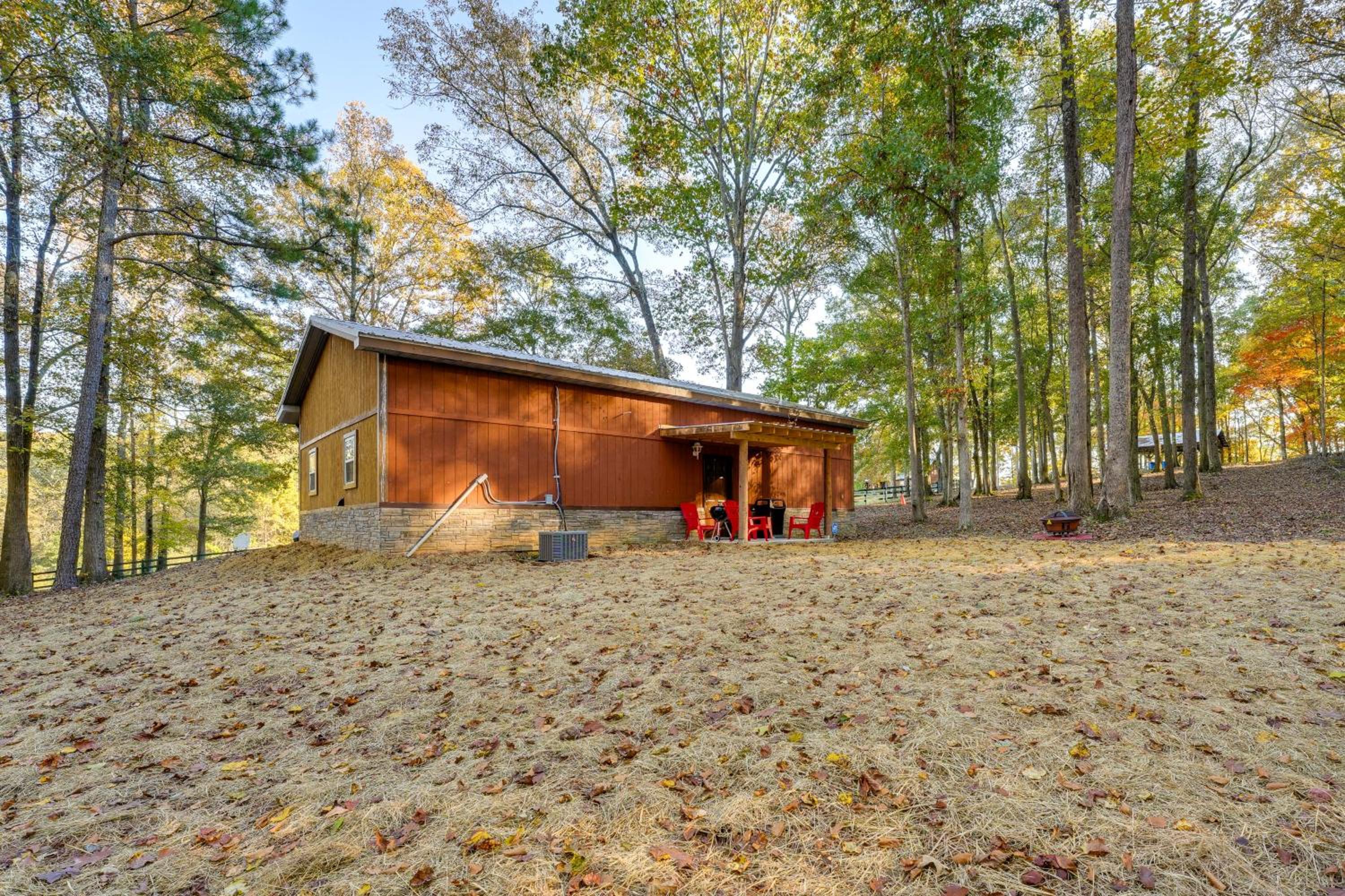 Cozy Couples Escape with Patio in Northwest Georgia