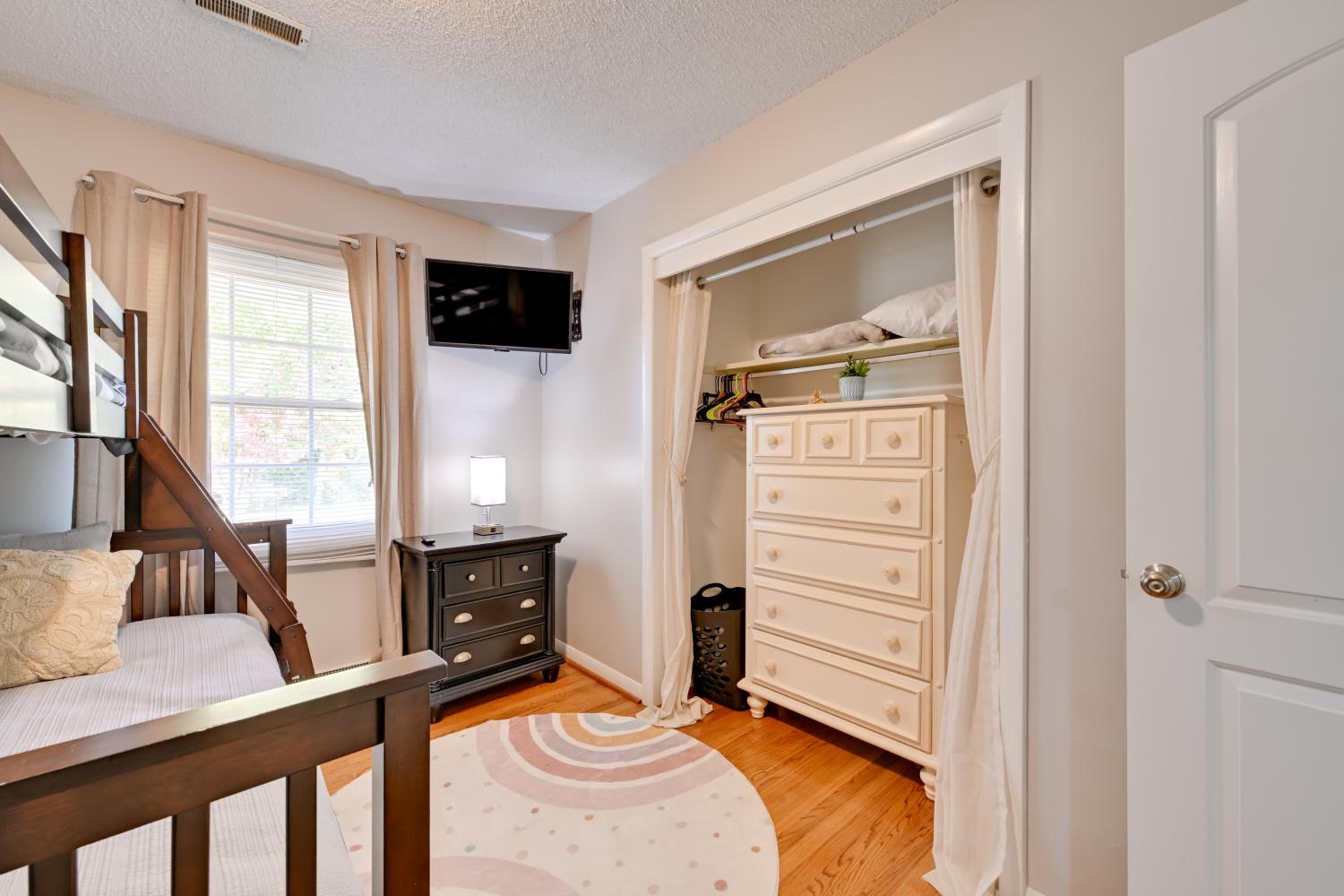 Panther-Ready Home 3 Mi to HPU Pet Friendly!