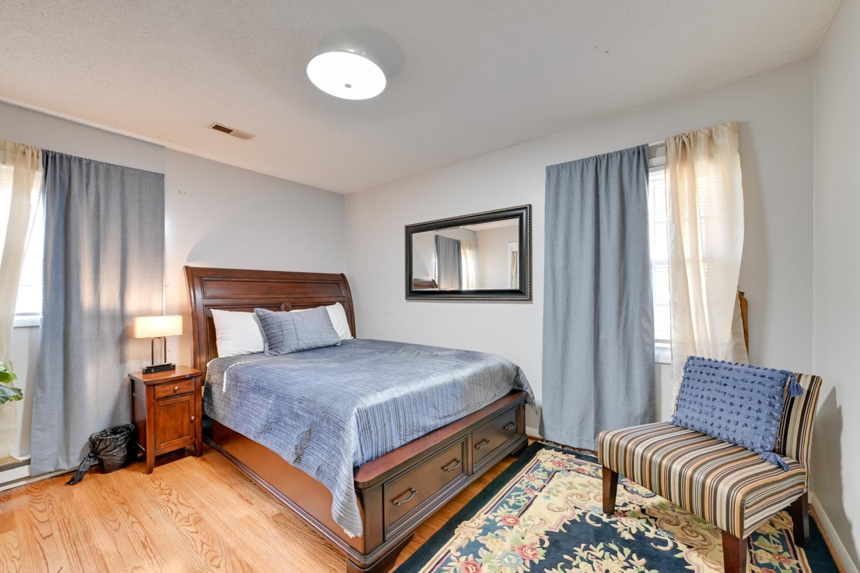 Panther-Ready Home 3 Mi to HPU Pet Friendly!