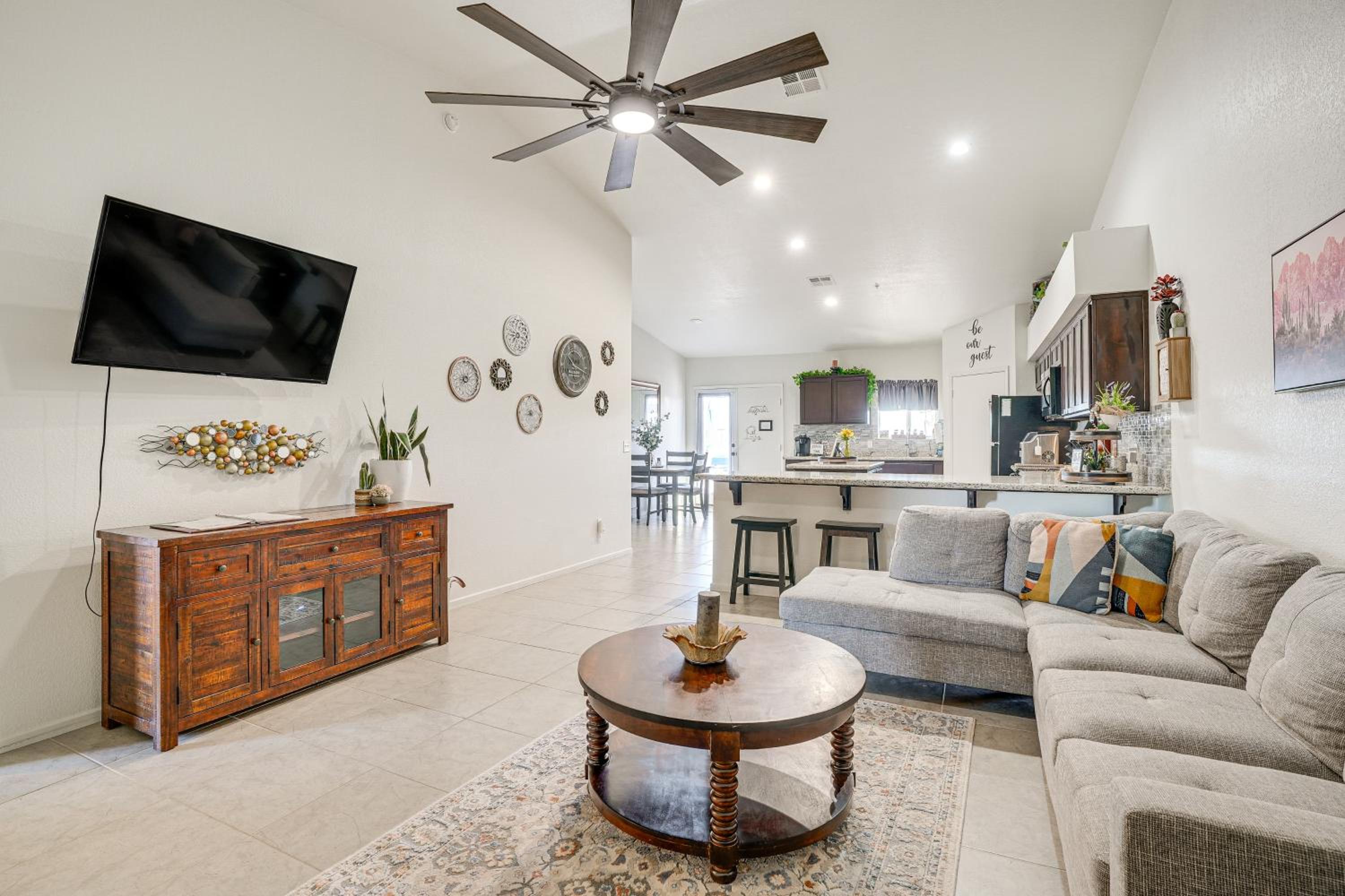 Hike, Golf and Explore Yuma Home with Private Patio