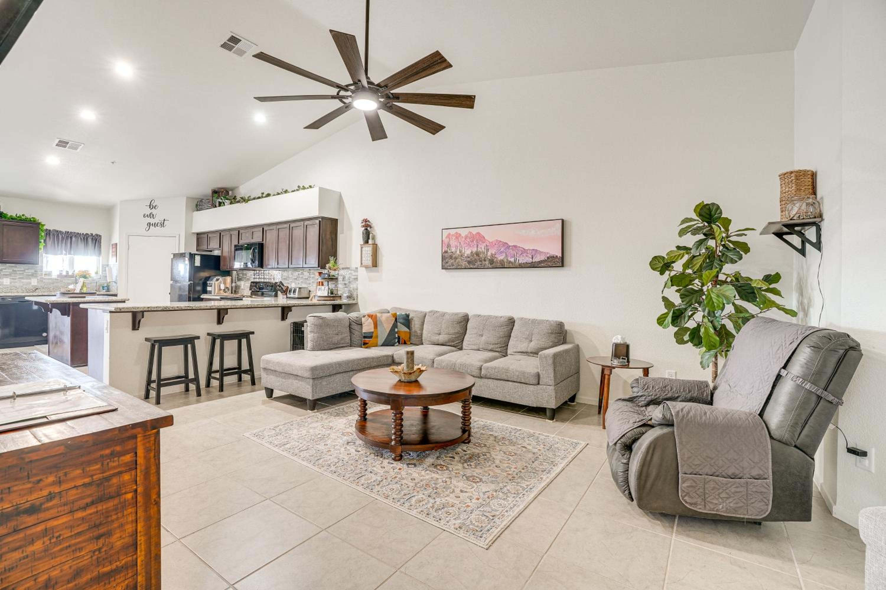 Hike, Golf and Explore Yuma Home with Private Patio