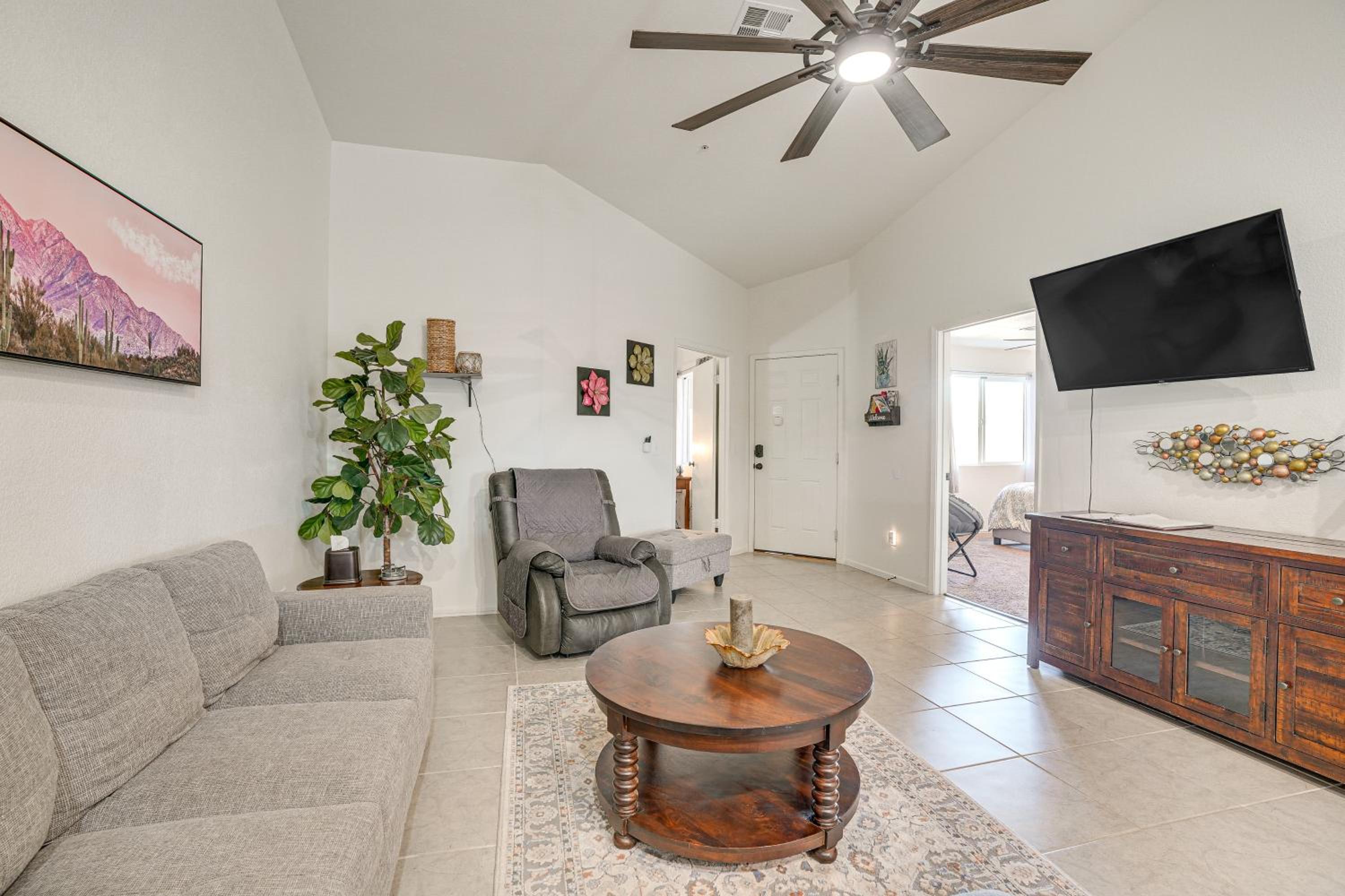Hike, Golf and Explore Yuma Home with Private Patio